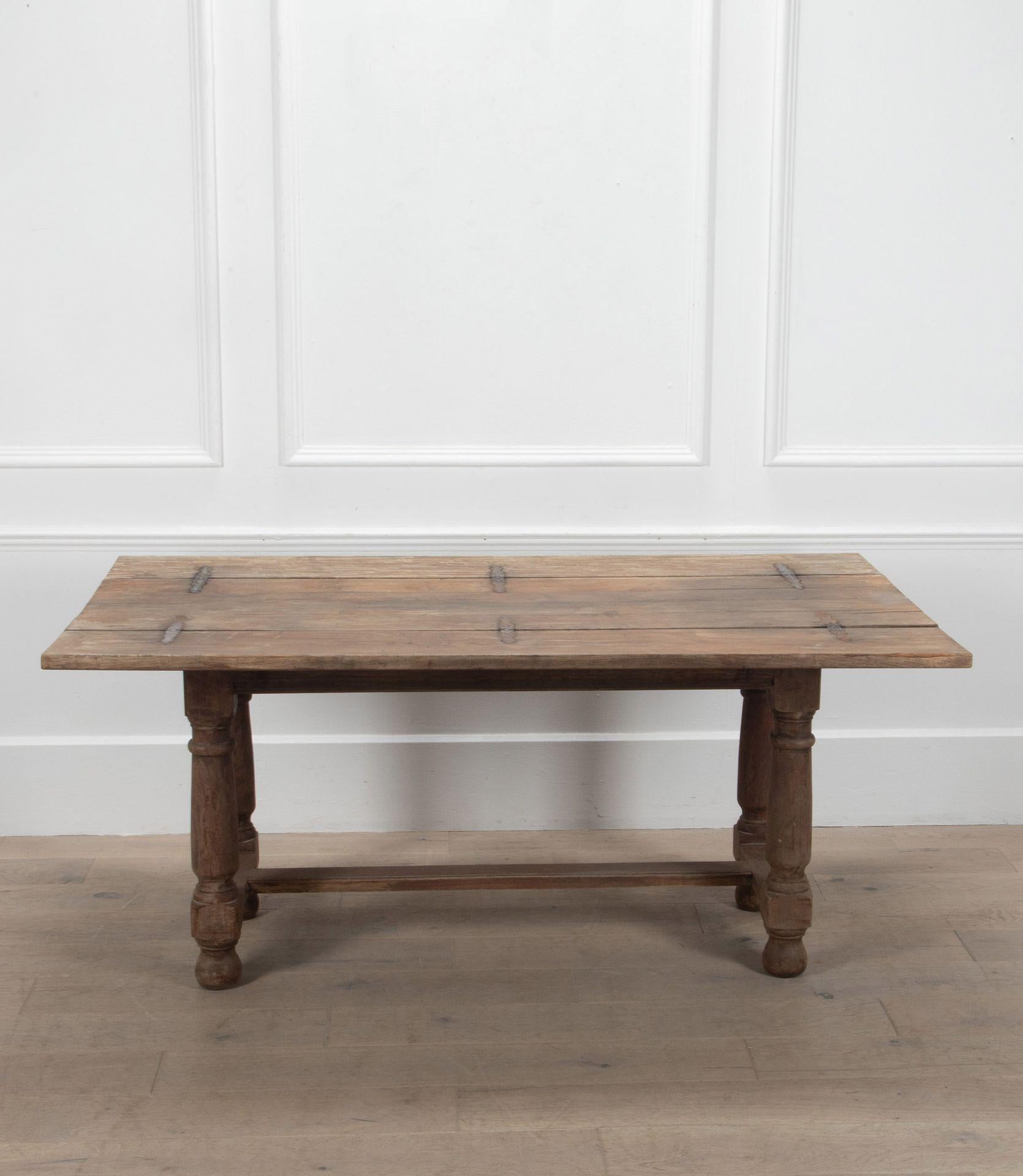 Early 19th Century Oak Dining Table In Good Condition For Sale In Gloucestershire, GB