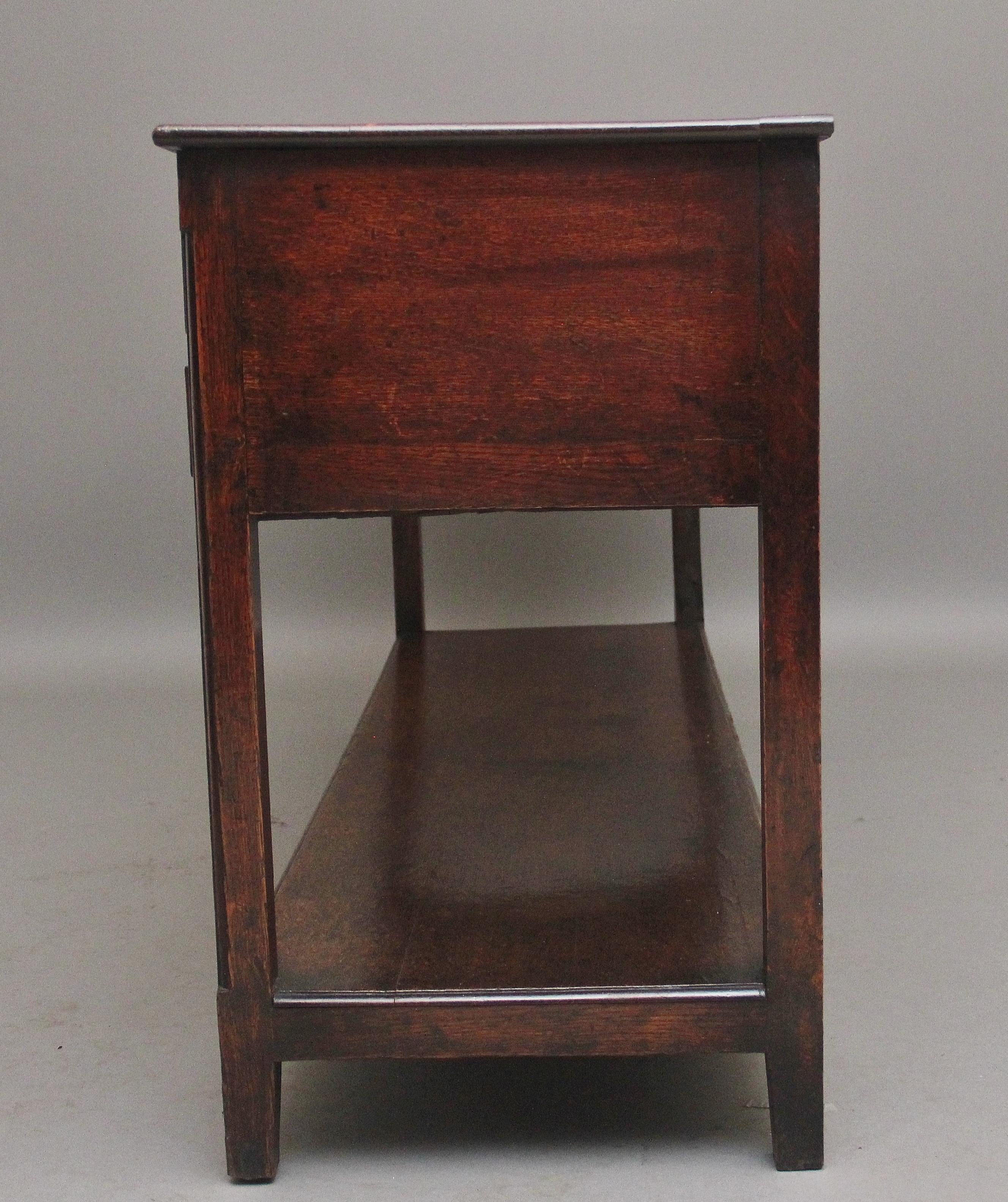 Early 19th Century oak dresser base For Sale 1