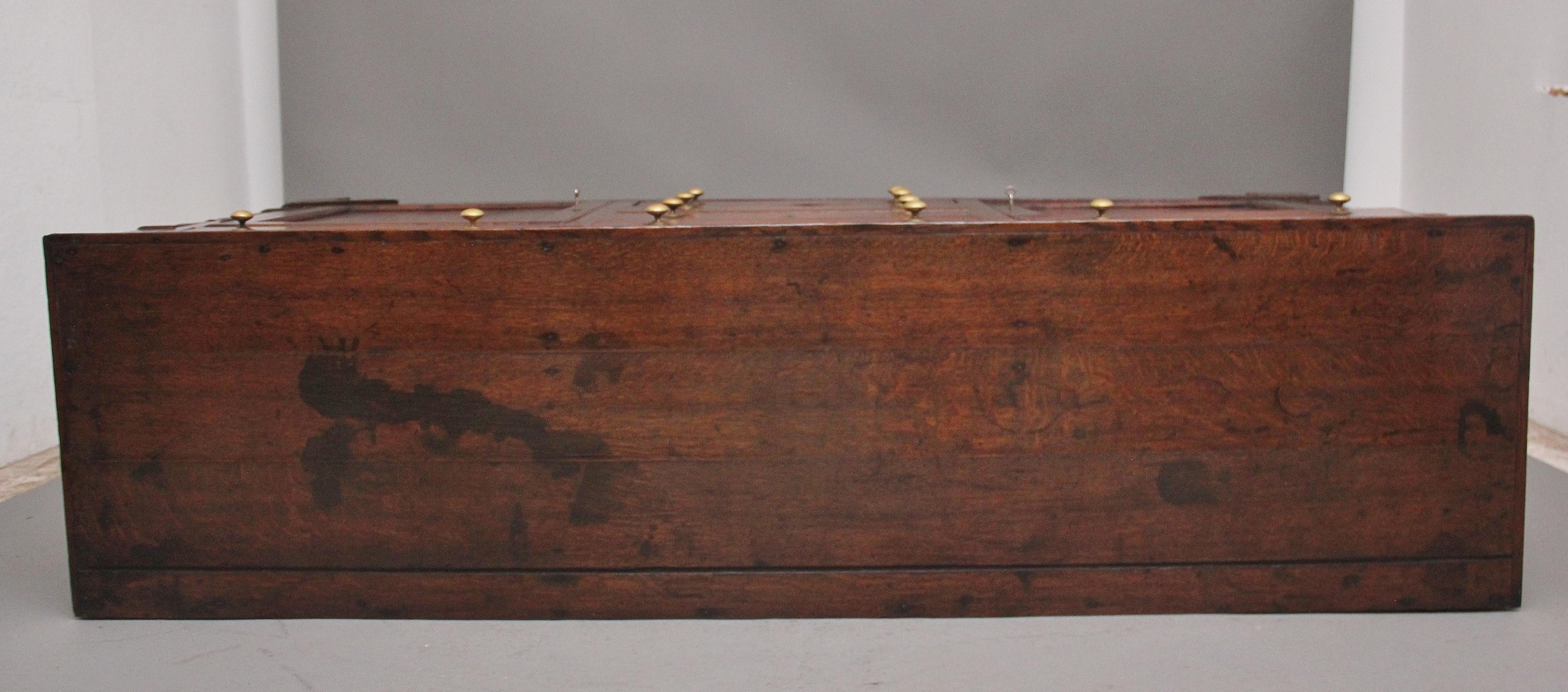 Early 19th Century oak dresser base from the Georgian period  For Sale 1