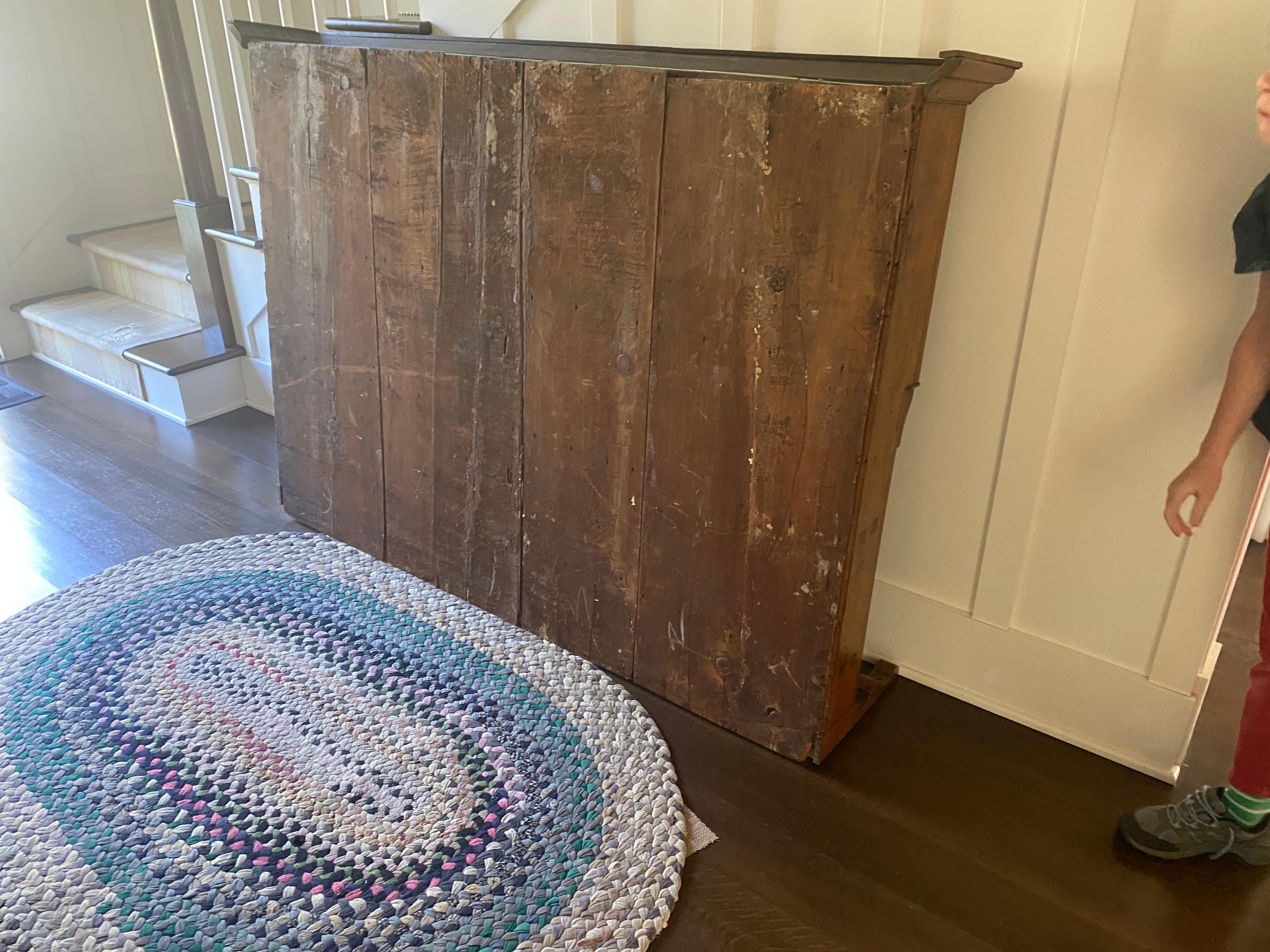 Early 19th Century Oak Welsh Hutch Cupboard 4