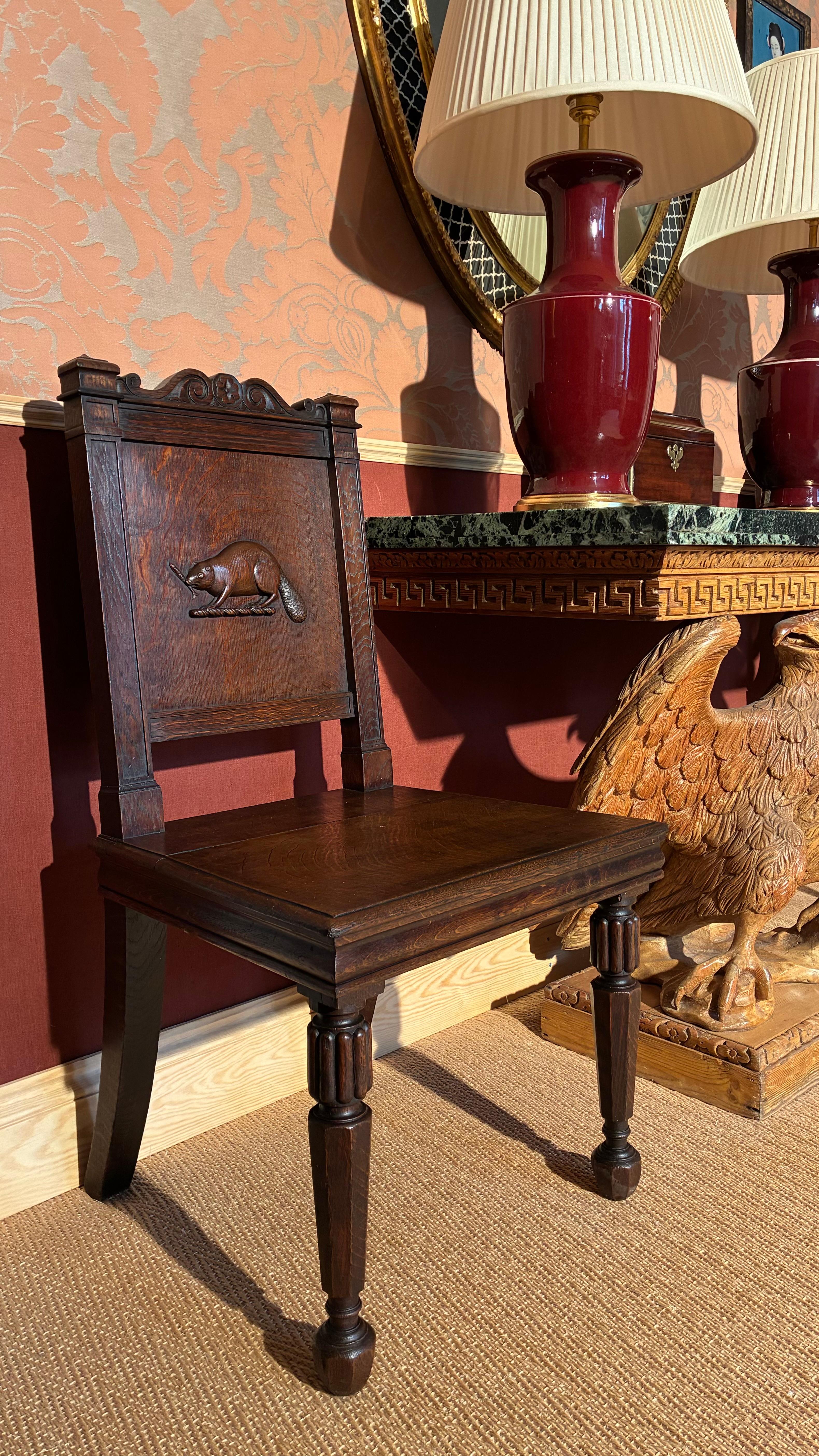 Regency Chaise d'entrée en Oak du début du 19e siècle, à la manière de Richard Bridgens en vente