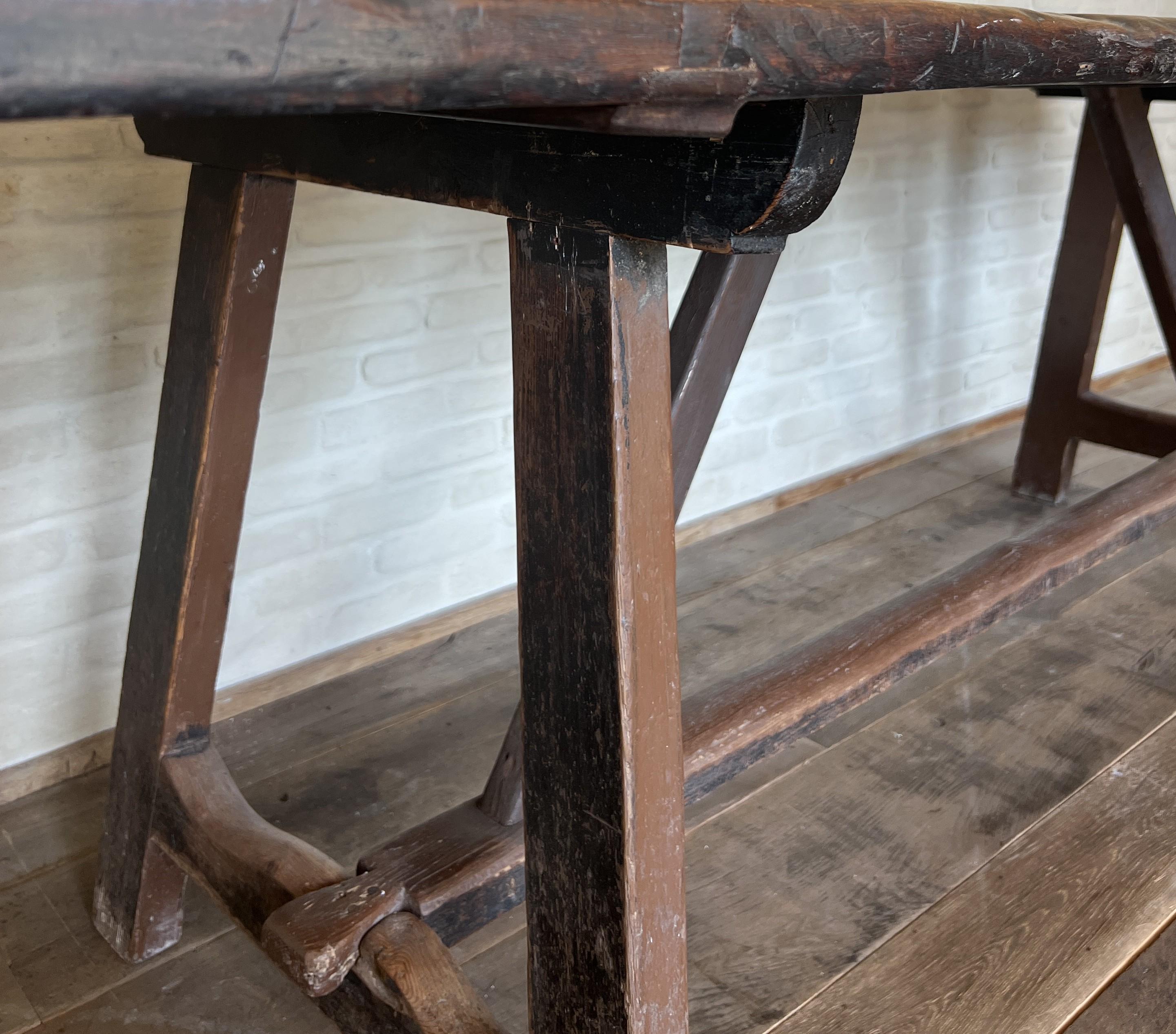 Mesa caballete de refectorio de roble de principios del siglo XIX en venta 4