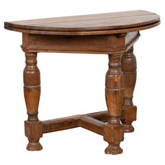 Early 19th Century Oak Round Drop Leaf Gate Leg Table Console