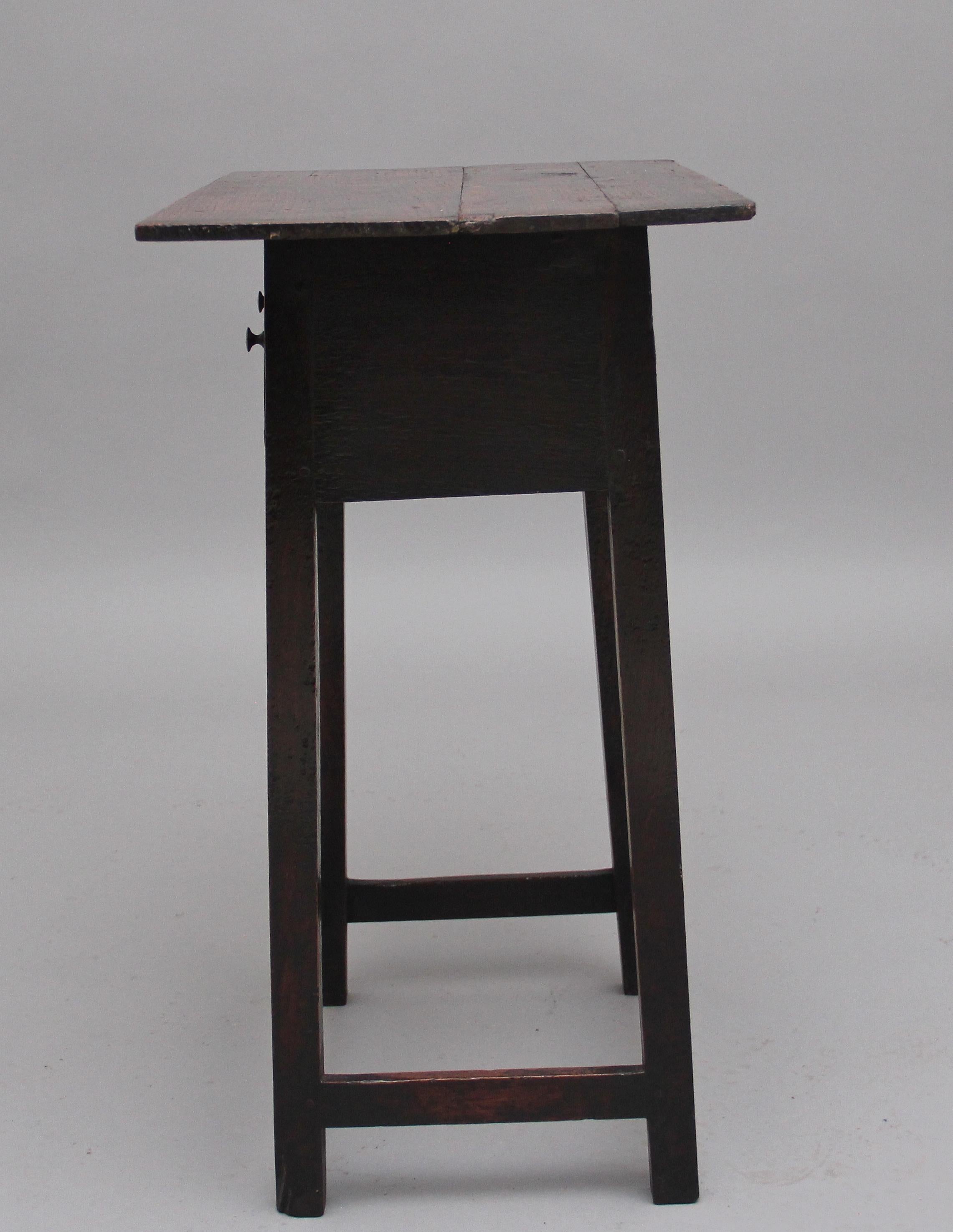 Early 19th Century Oak Side Table 3