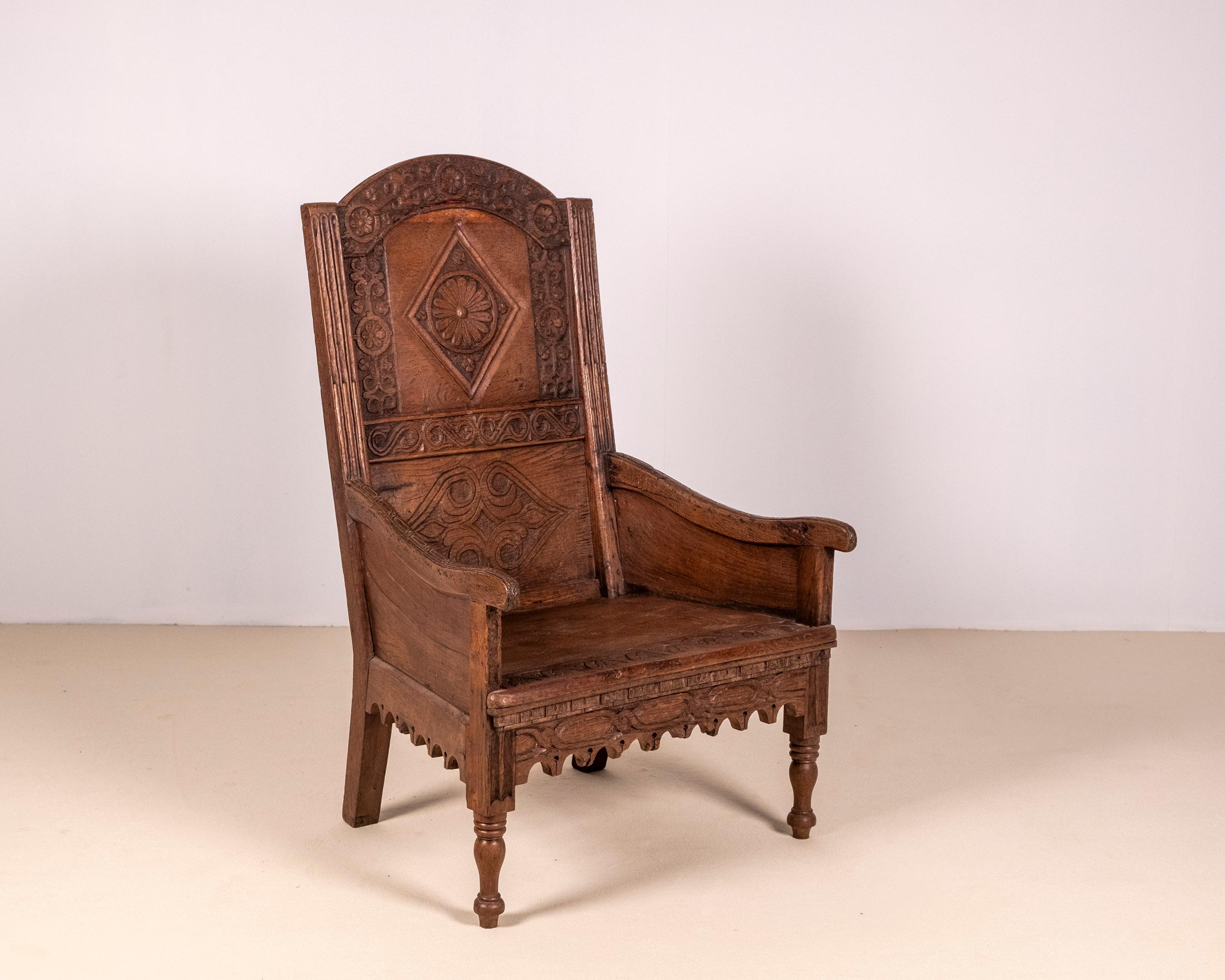 Silla con arrimadero de roble de principios del siglo XIX en venta 7