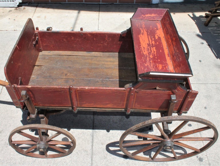 Early 19th Century Original Painted Wagon For Sale at 1stDibs