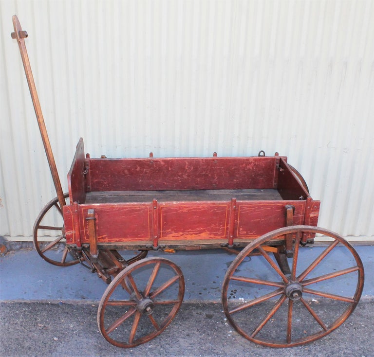 Early 19th Century Original Painted Wagon For Sale at 1stDibs