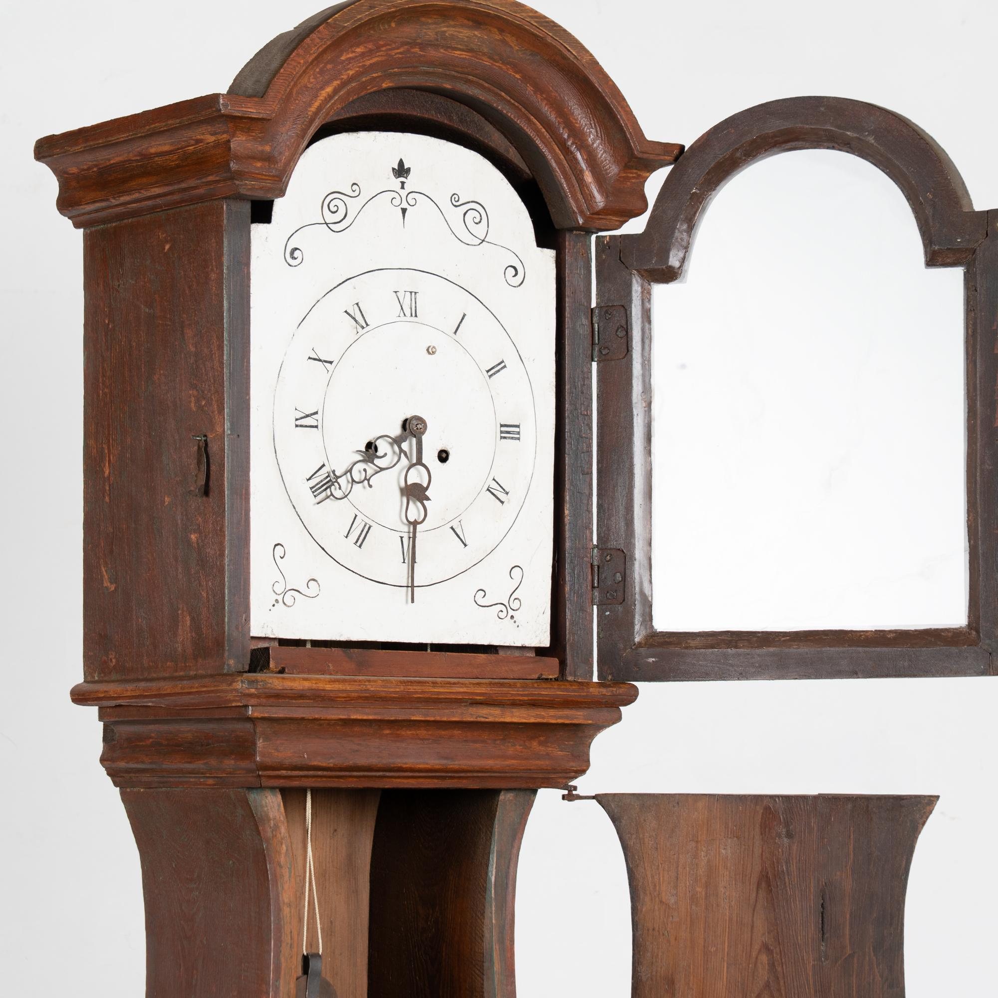 Early 19th Century Original Painted Swedish Mora Grandfather Clock For Sale 5