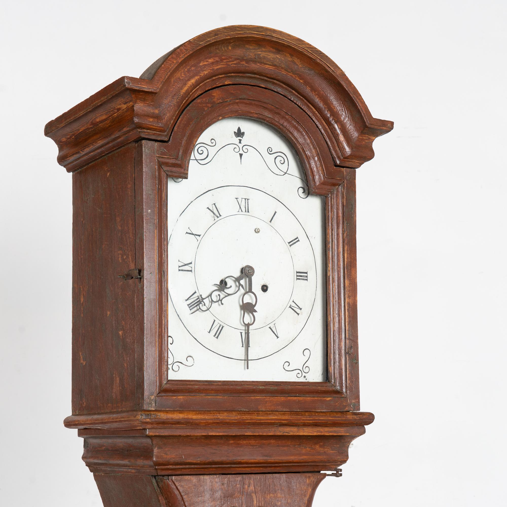 Early 19th Century Original Painted Swedish Mora Grandfather Clock For Sale 3