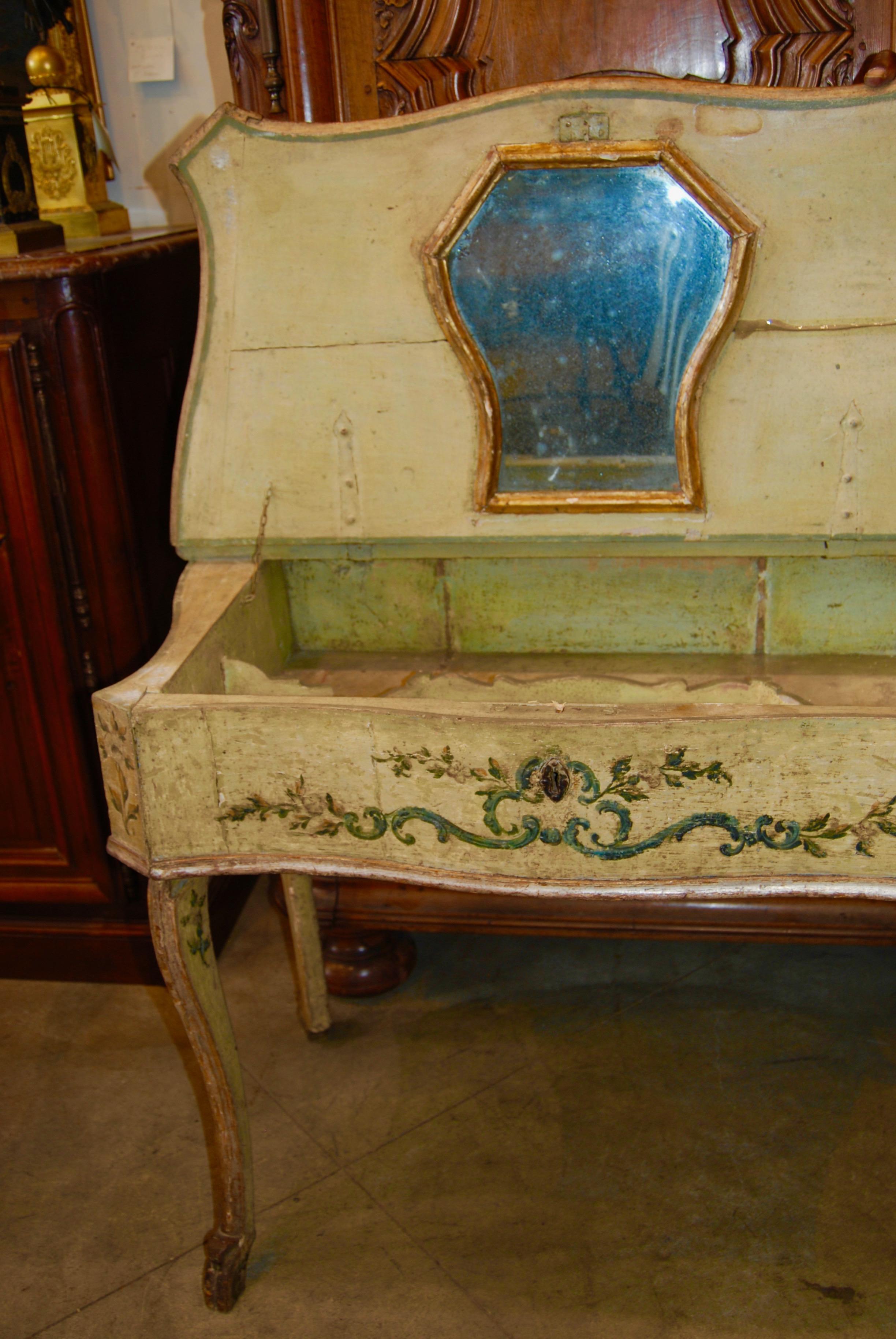 Wood Early 19th Century Painted Dressing Table