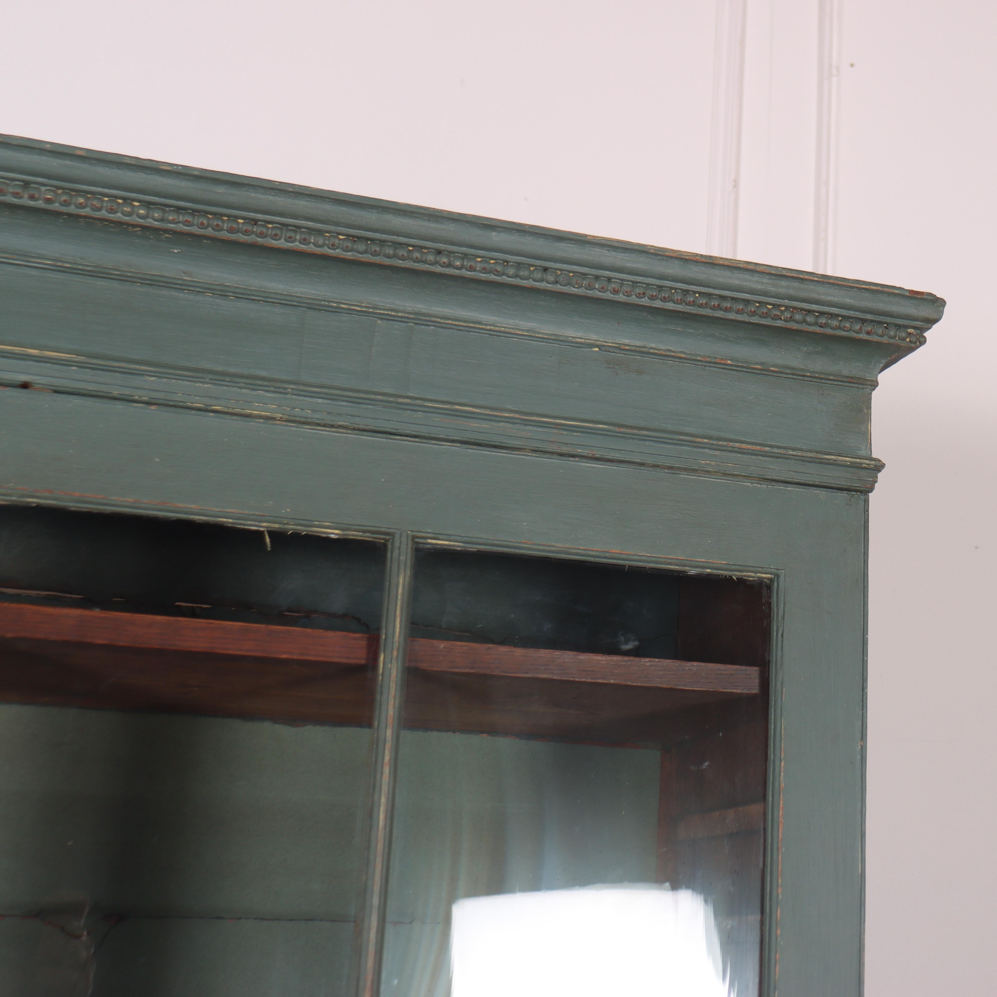 Early 19th Century Painted Kitchen Cabinet In Good Condition In Leamington Spa, Warwickshire