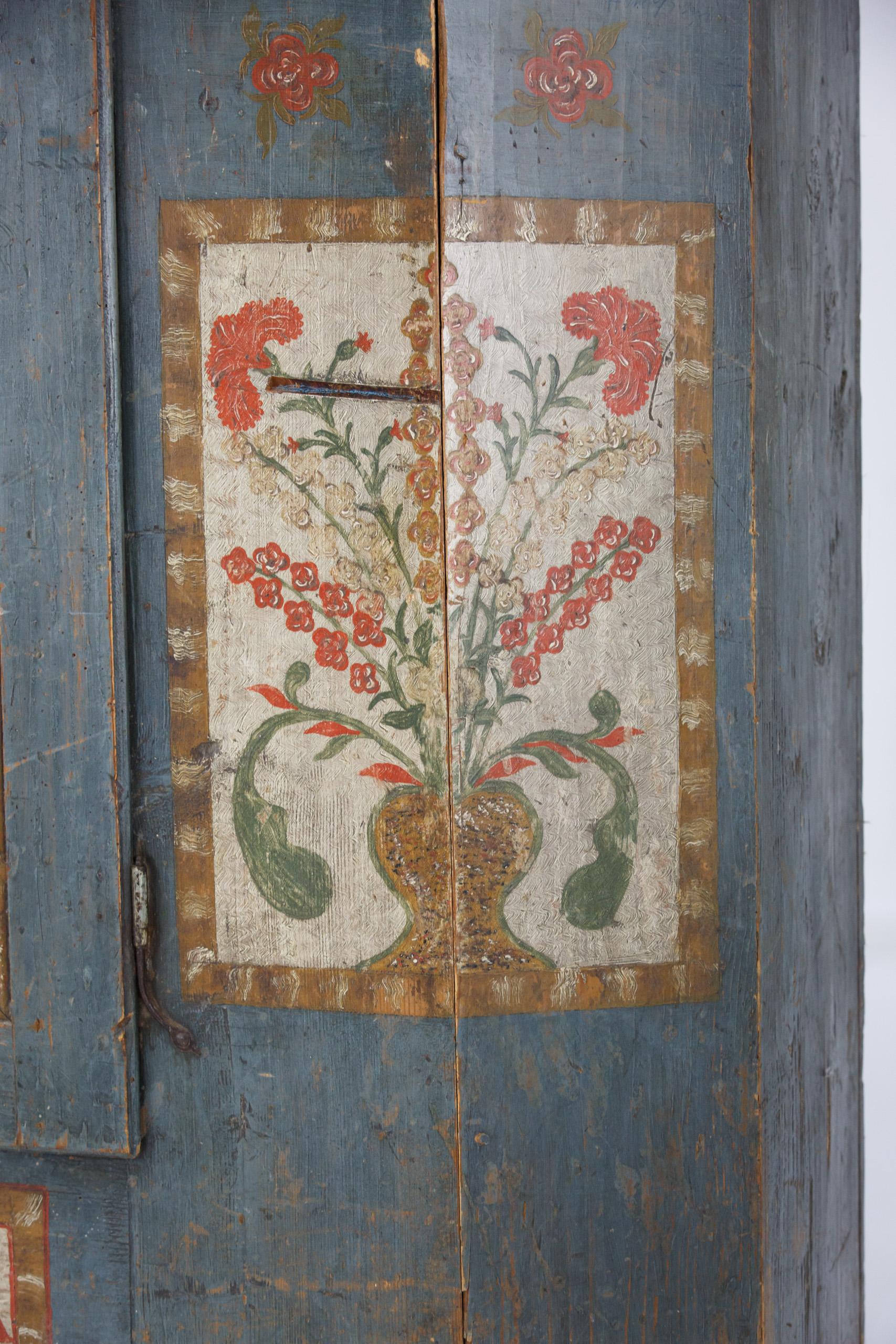 Early 19th Century Painted Marriage Cupboard 9