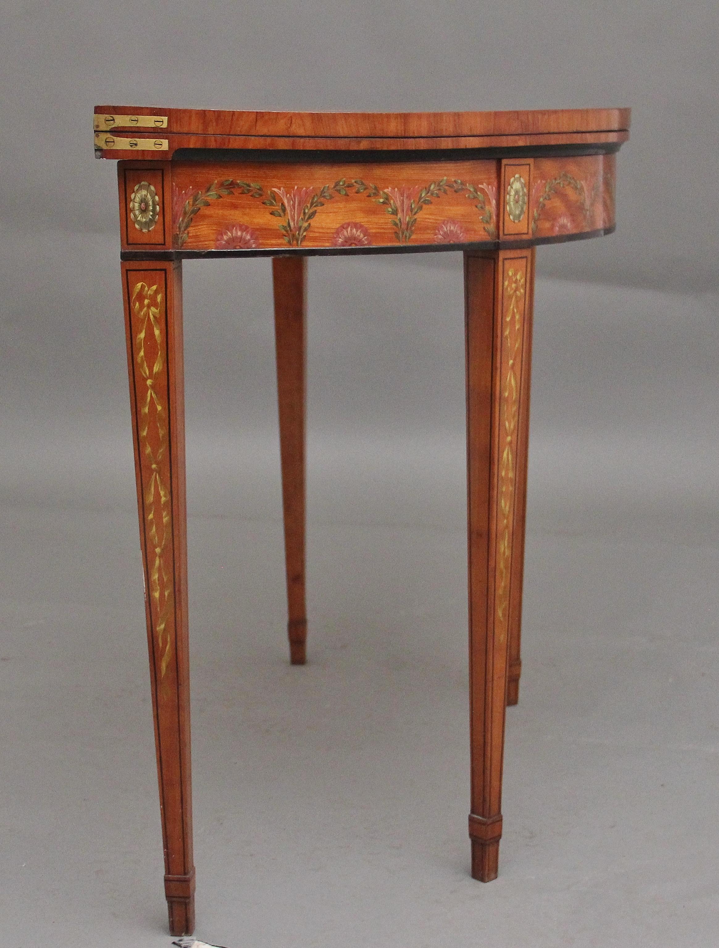 Early 19th Century painted satinwood card table In Good Condition For Sale In Martlesham, GB