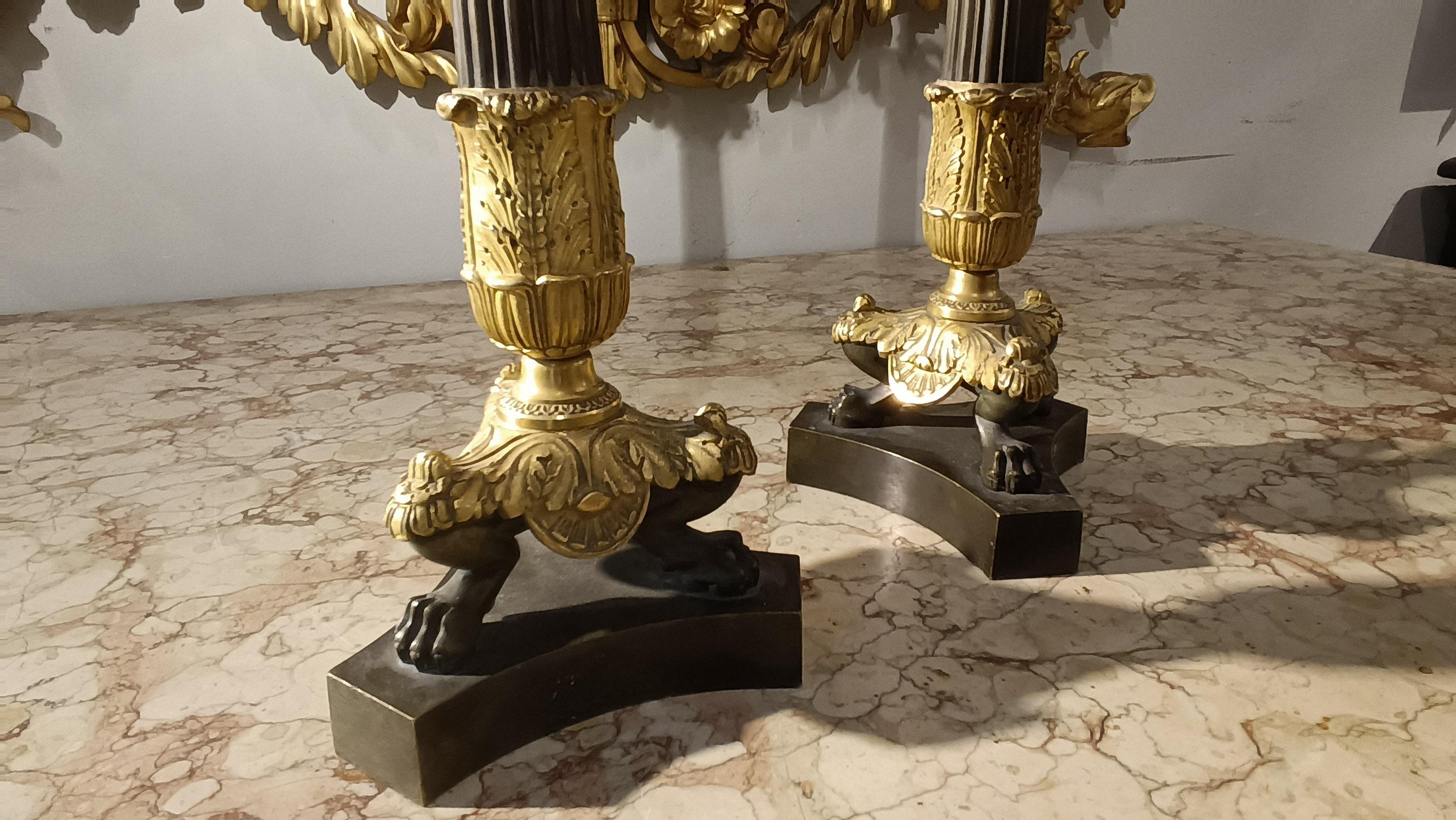 EARLY 19th CENTURY PAIR OF CARLO X BRONZE CANDLESTICKS For Sale 1