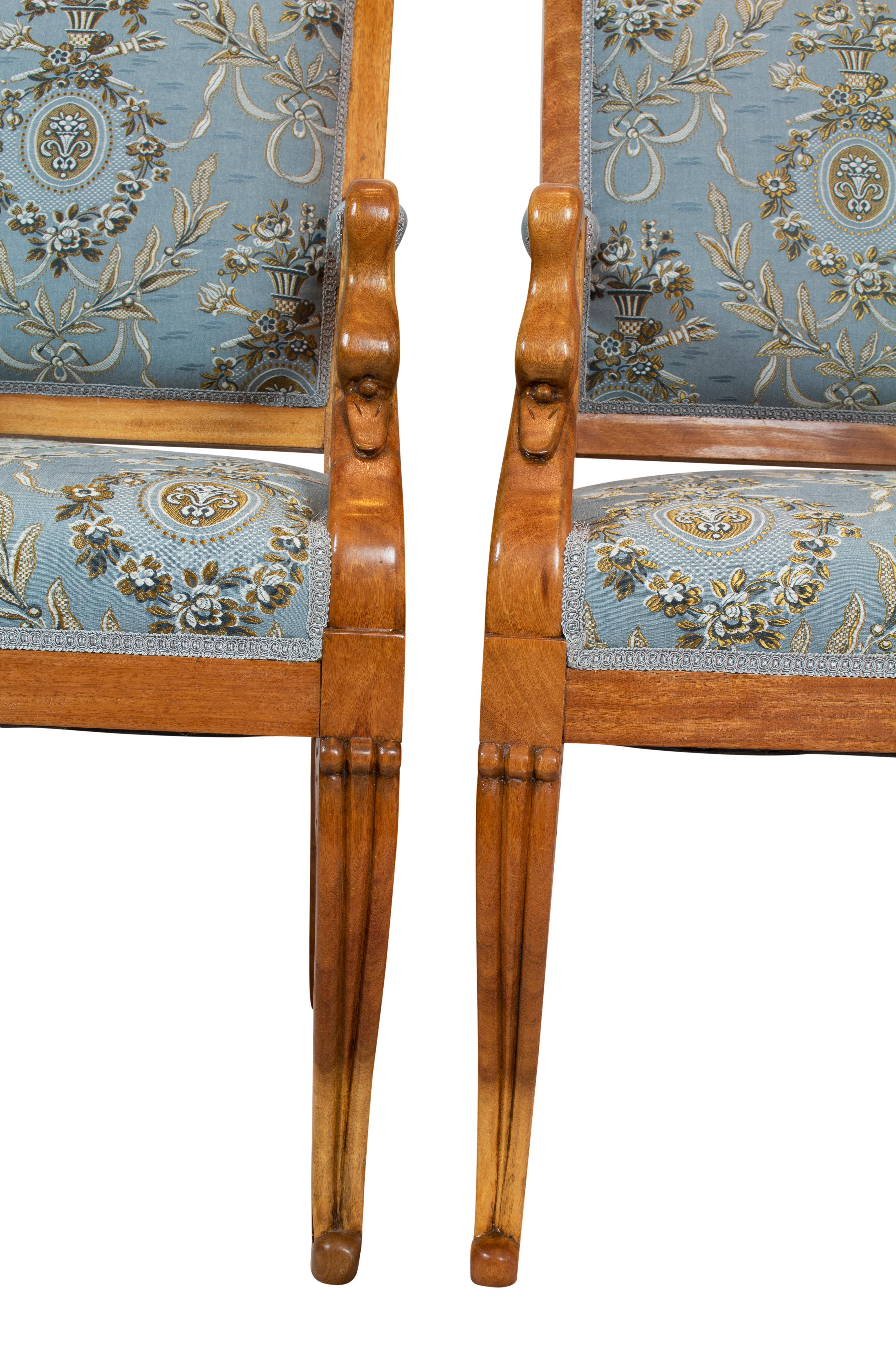 Polished Early 19th Century Pair of Empire / Biedermeier Solid Plum Wood Swan Armchairs For Sale