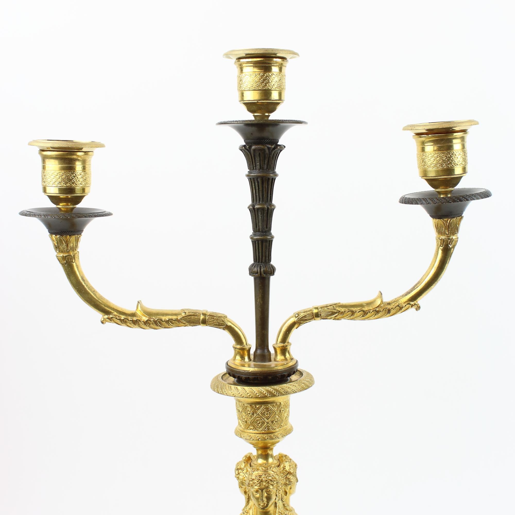 Early 19th Century Pair of Empire Bronze Female Caryatids Candelabras For Sale 7
