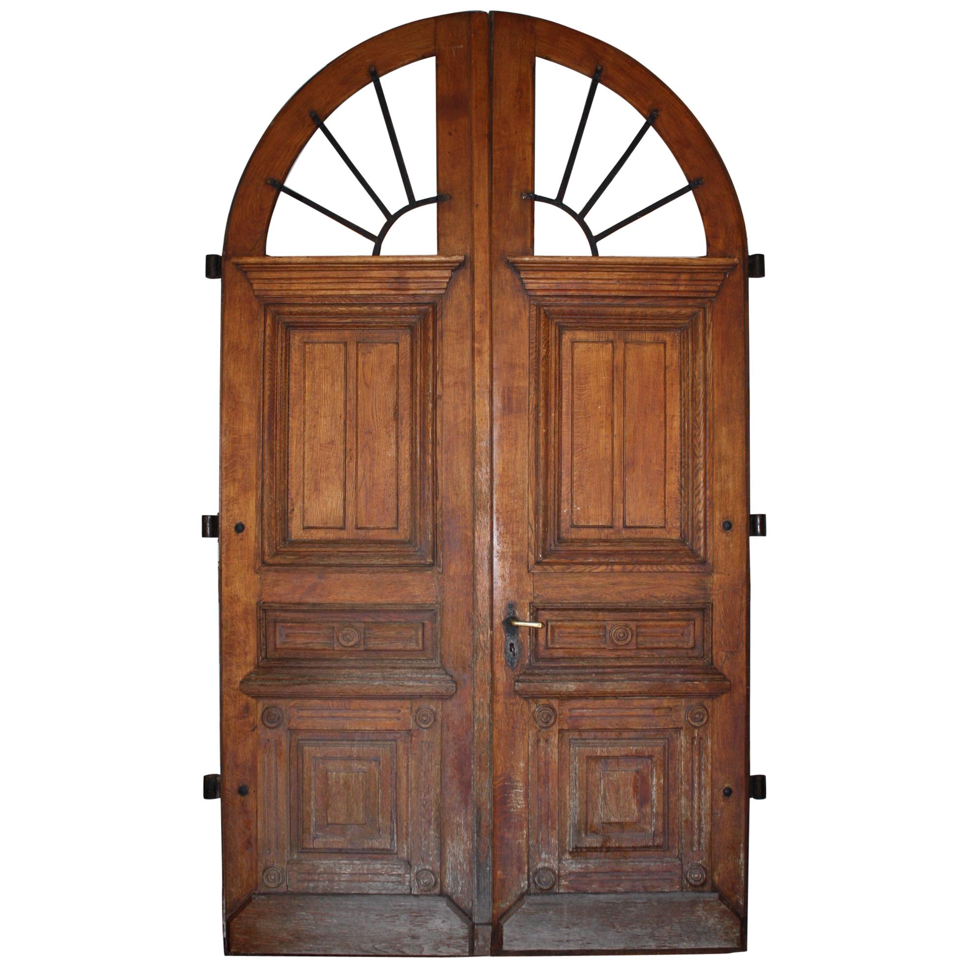 Early 19th Century Pair of French Exterior Doors For Sale