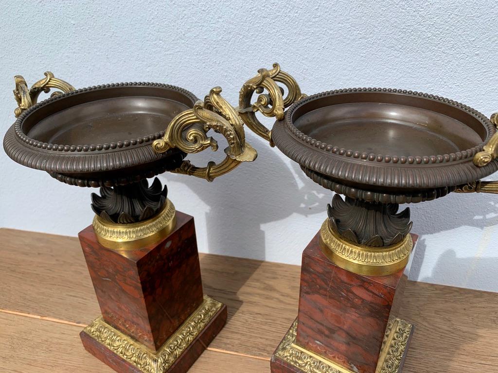 Early 19th Century Pair of French Gilt Bronze Tazzas on Rouge Marble Pedestals 2