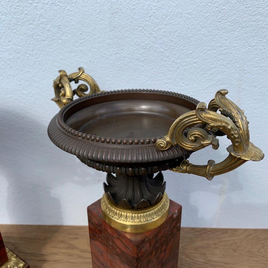 Early 19th Century Pair of French Gilt Bronze Tazzas on Rouge Marble Pedestals 4