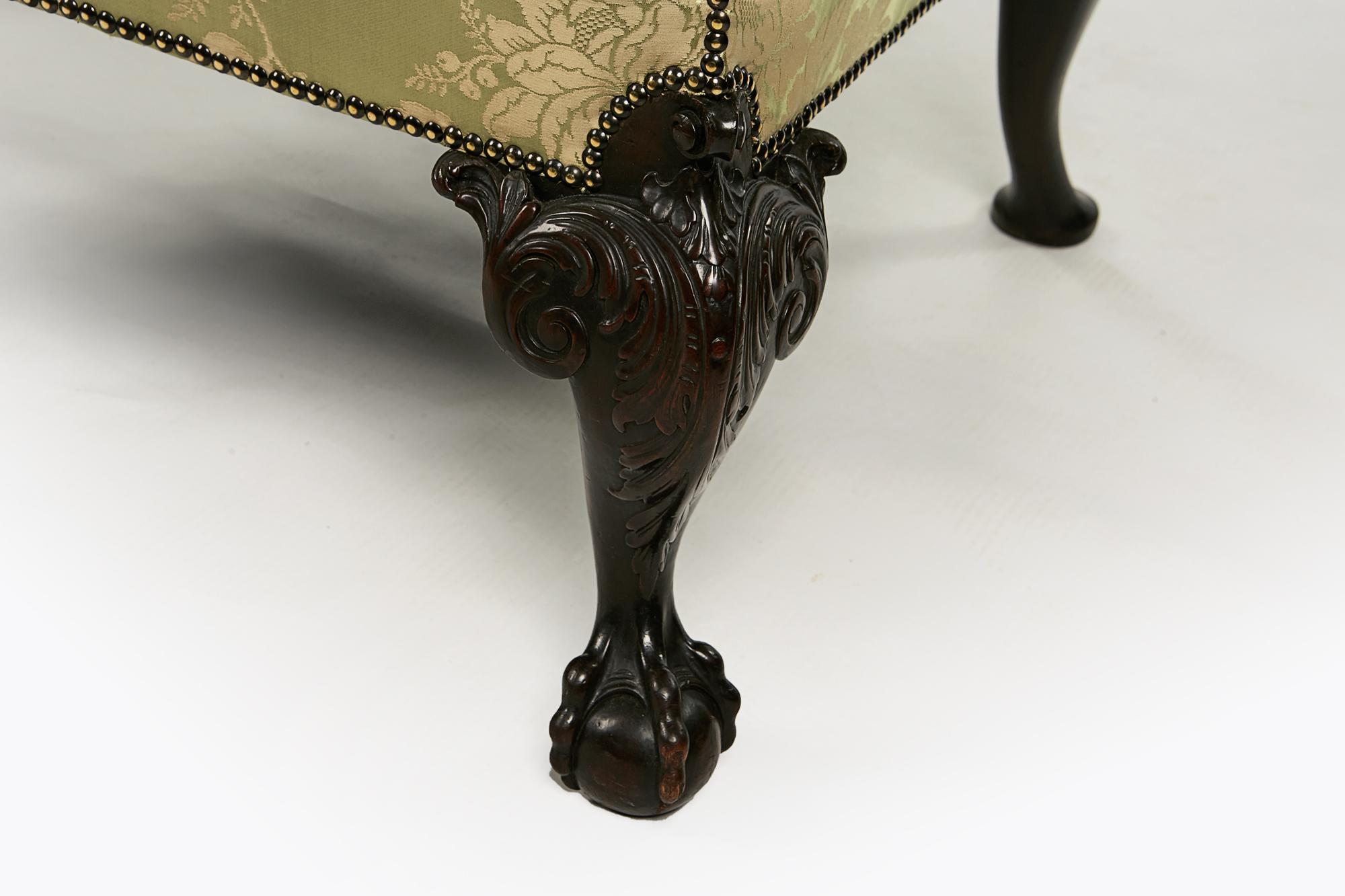 irlandais Paire de fauteuils Gainsborough du début du 19e siècle en vente