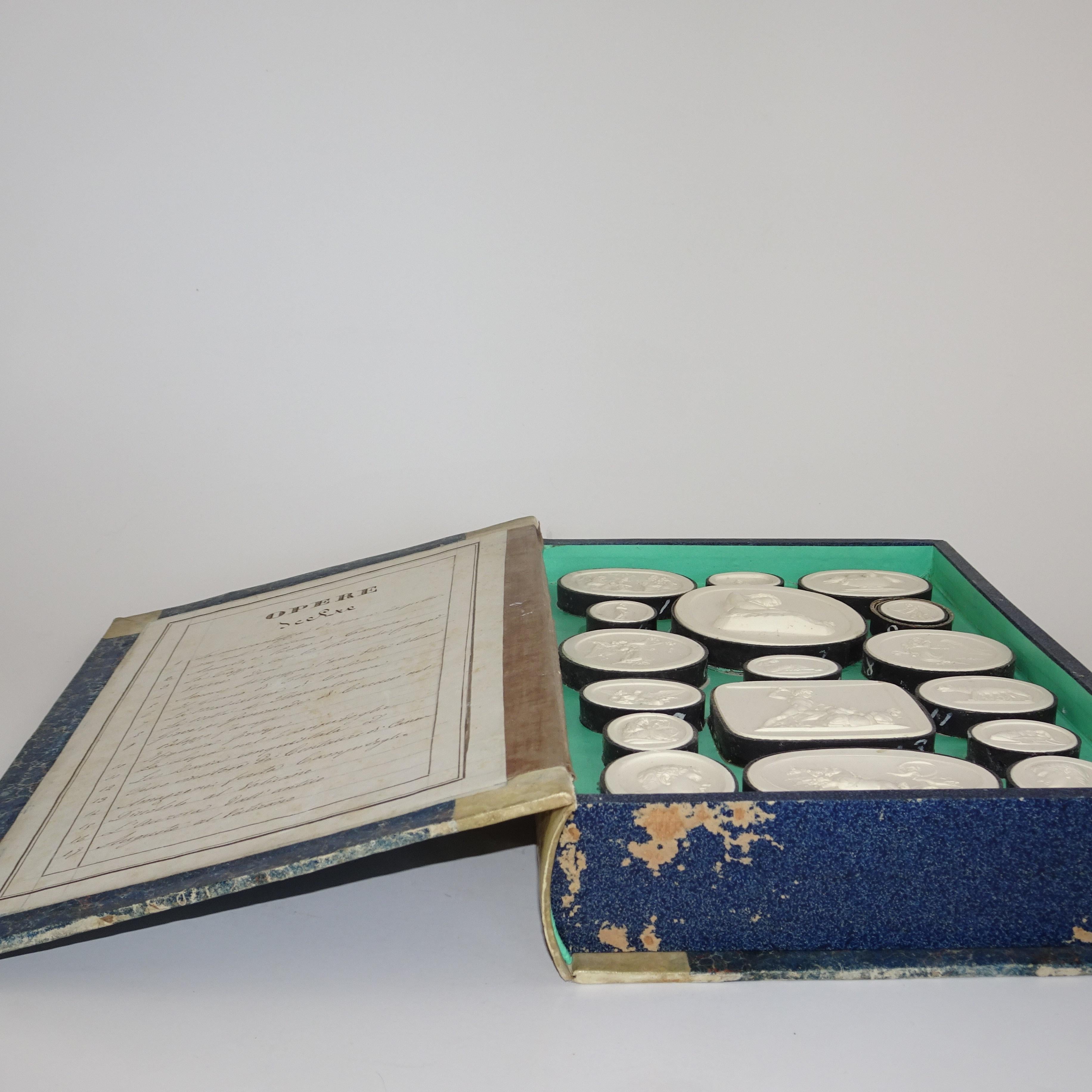 Early 19th Century Pair of Grand Tour Intagilos in a Box Designed as a Book For Sale 10