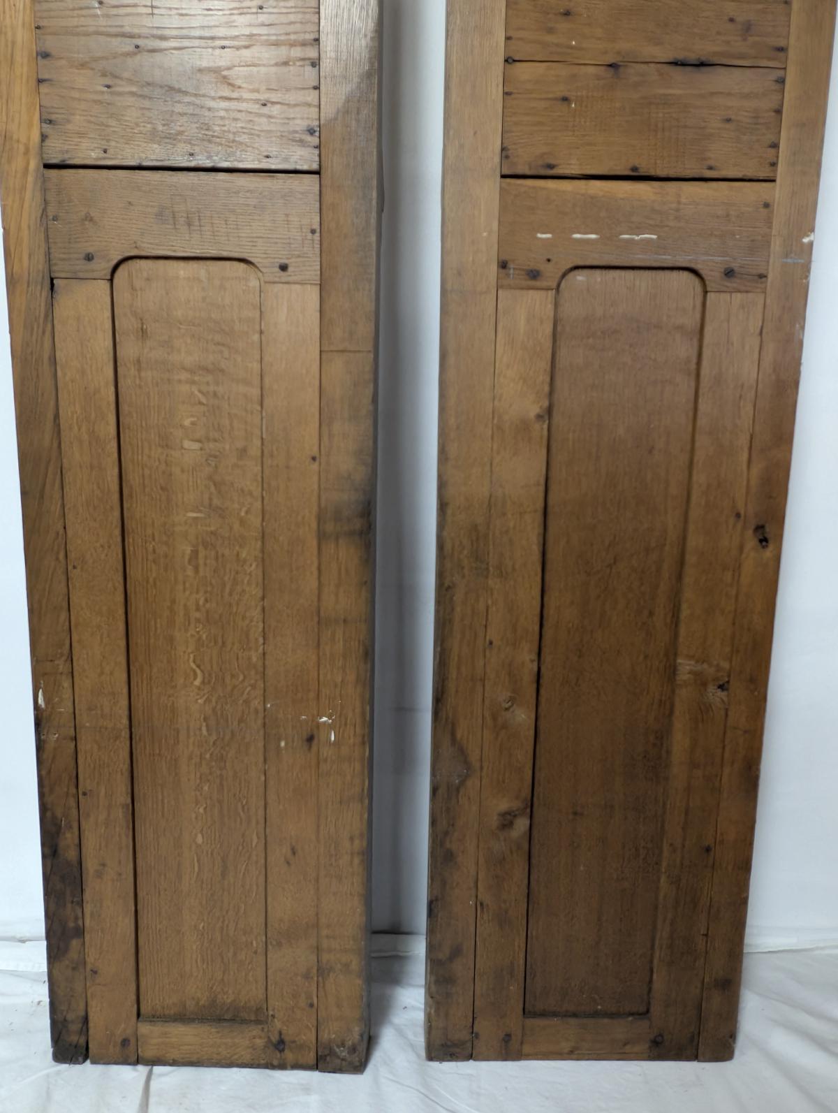 Anfang des 19. Jahrhunderts Zwei architektonische Pieces aus Eiche im gotischen Revival-Stil im Angebot 7