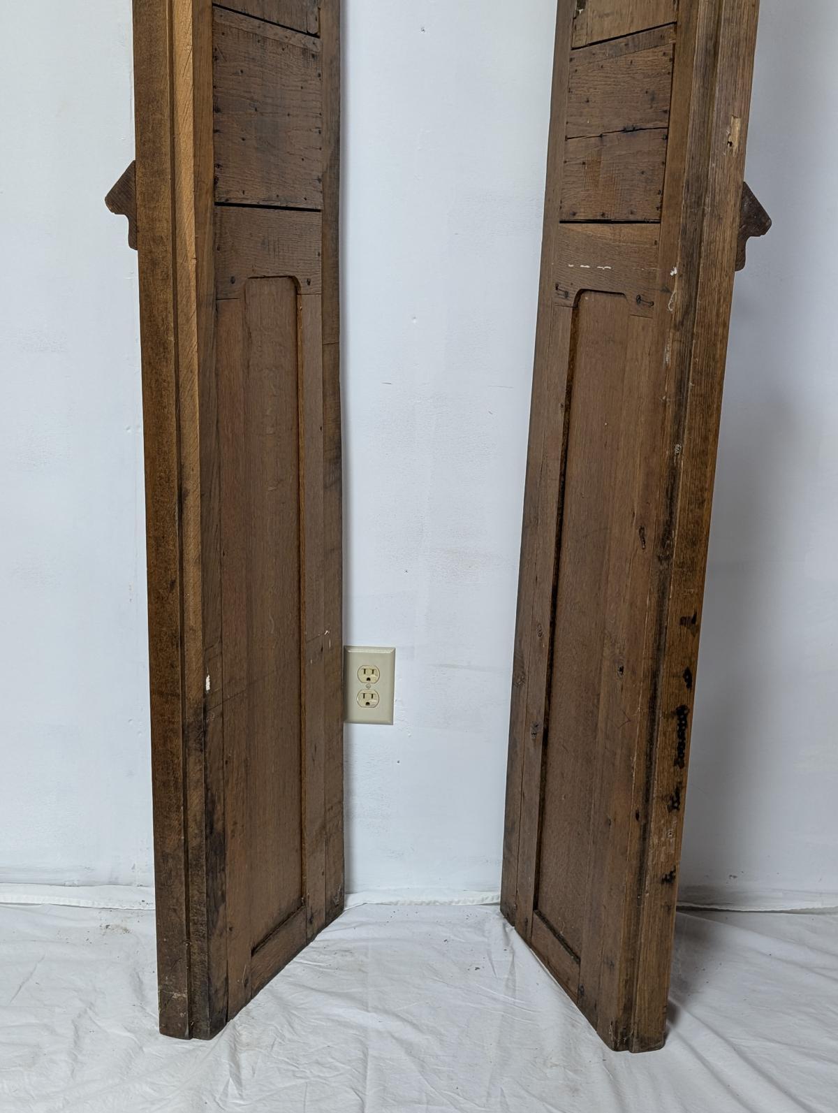 Anfang des 19. Jahrhunderts Zwei architektonische Pieces aus Eiche im gotischen Revival-Stil im Angebot 11