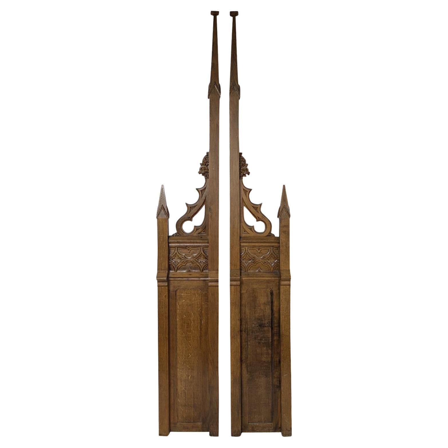 Début du 19e siècle - Paire de pièces architecturales en Oak Gothic Revive