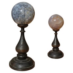 Paire de sphères en quartz du début du 19e siècle