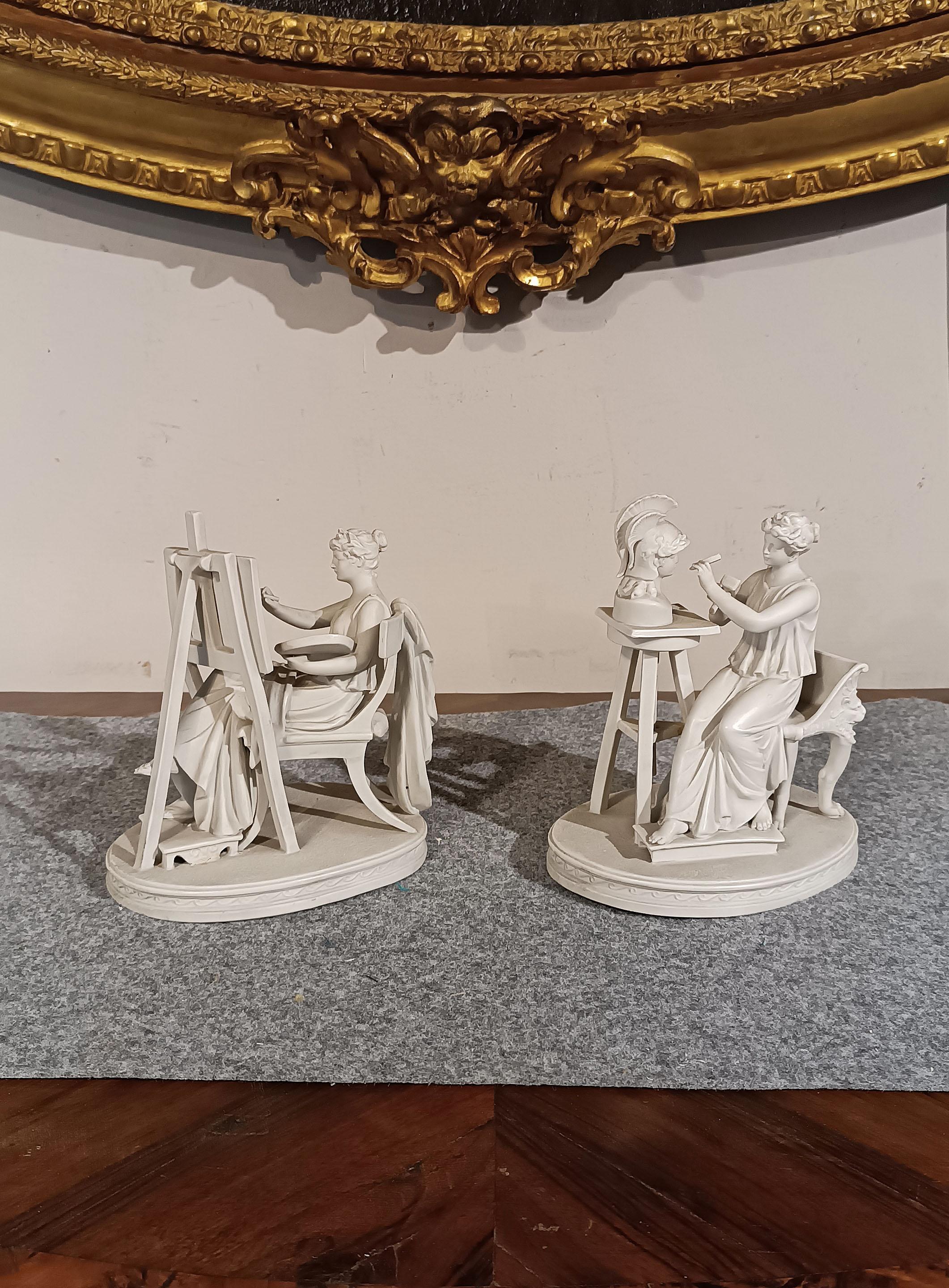Fatto a mano EARLY 19th CENTURY PAIR OF SCULPTURES “ALLEGORY OF THE ARTS” in vendita