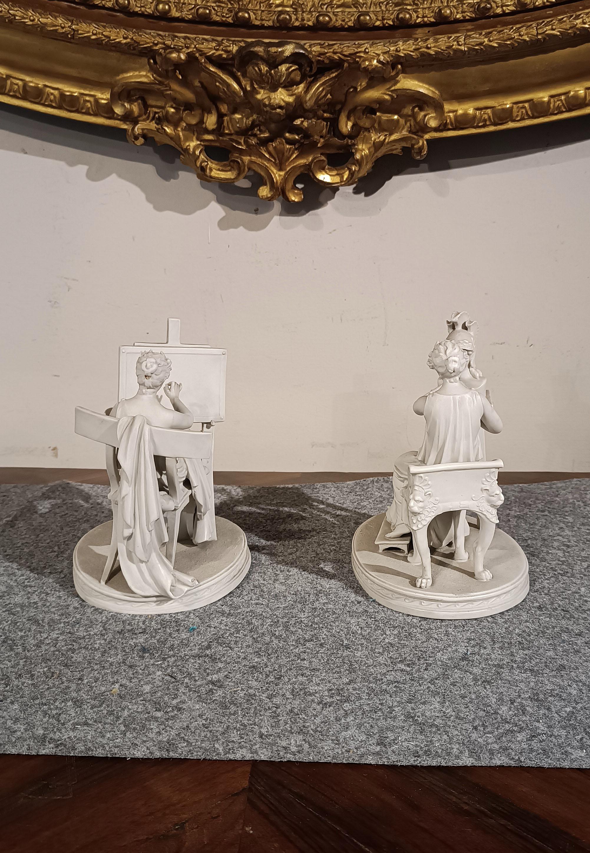 EARLY 19th CENTURY PAIR OF SCULPTURES “ALLEGORY OF THE ARTS” In condizioni buone in vendita a Firenze, FI
