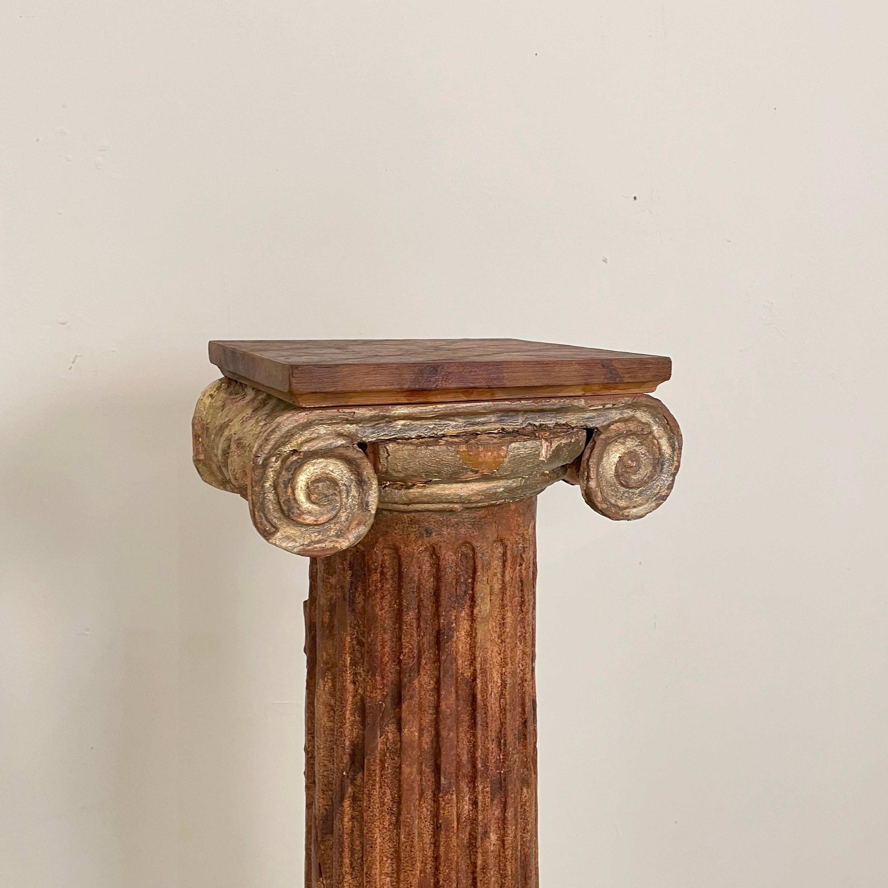 Baroque Early 19th Century Pair of Wood Columns Lacquered in Faux Marble, Around 1800 For Sale