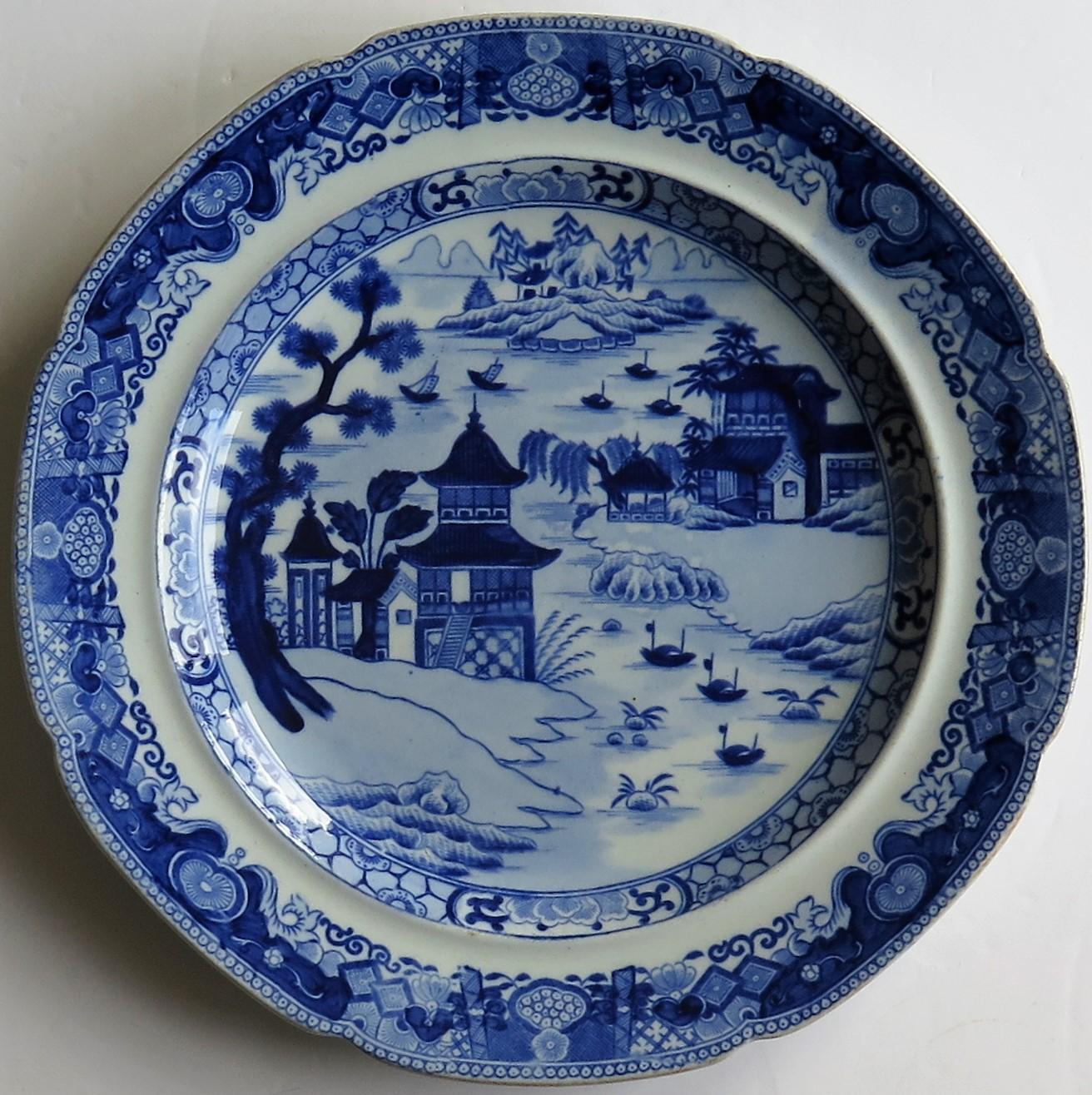 Essteller aus Perlengeschirr des frühen 19. Jahrhunderts in Blau und Weiß, Staffordshire im Angebot 2