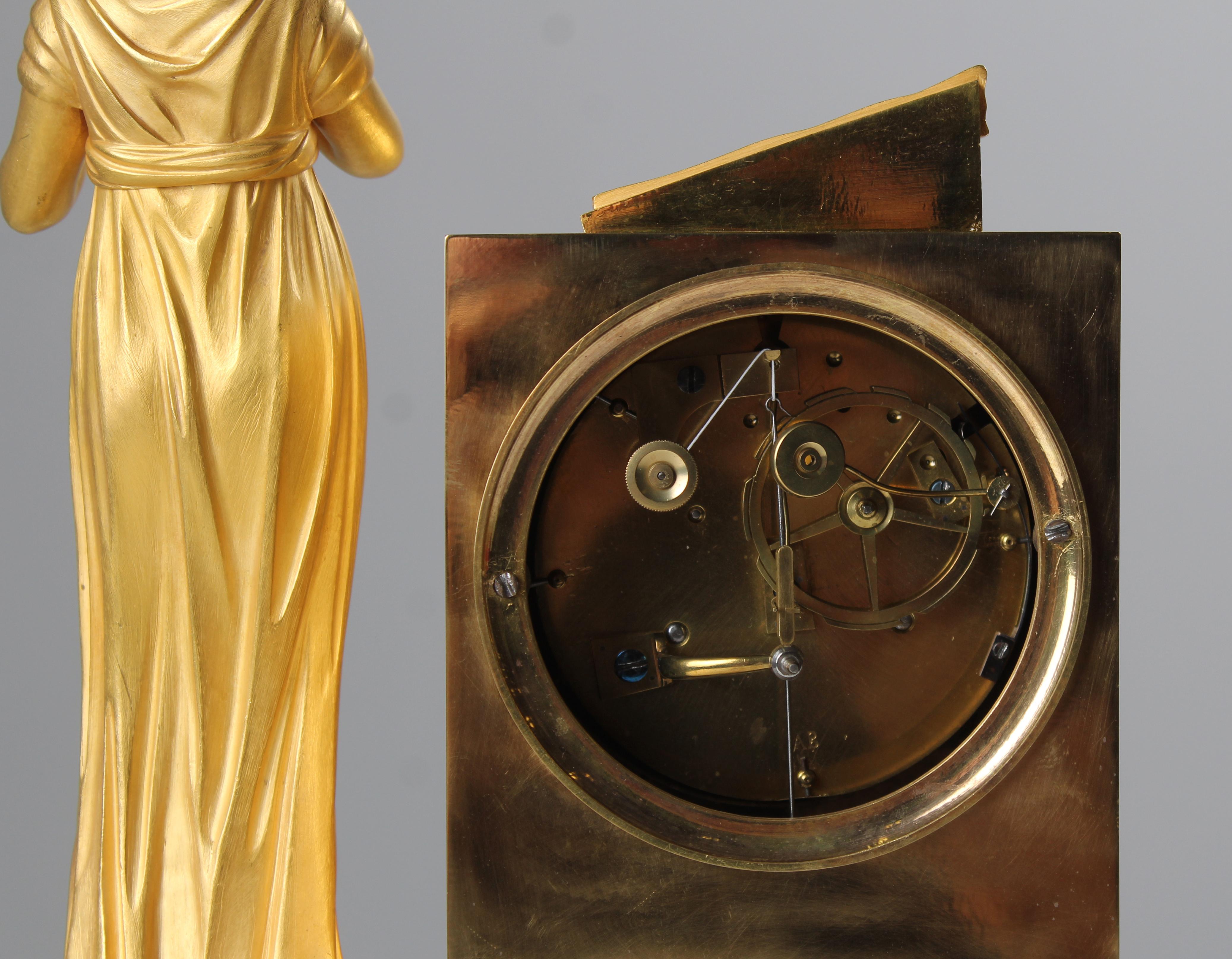 Early 19th Century Pendule, Empire Mantel Clock, Bronze Gilded, France, c. 1815 5