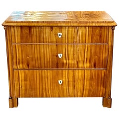 Early 19th Century Period Austrian Biedermeier Exotic Fruitwood Commode Early 19th Century Period Austrian Biedermeier Exotic Fruitwood Commode