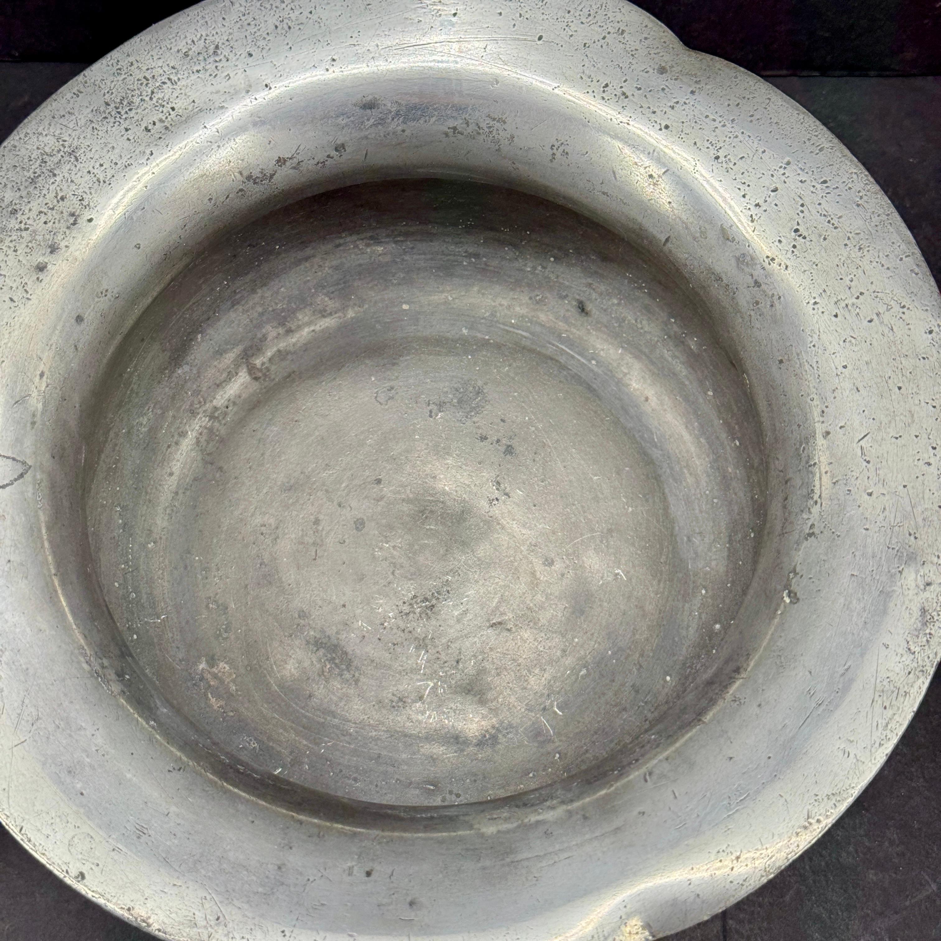 Early 19th Century Pewter Bowl Planter With Handle, Denmark For Sale 1