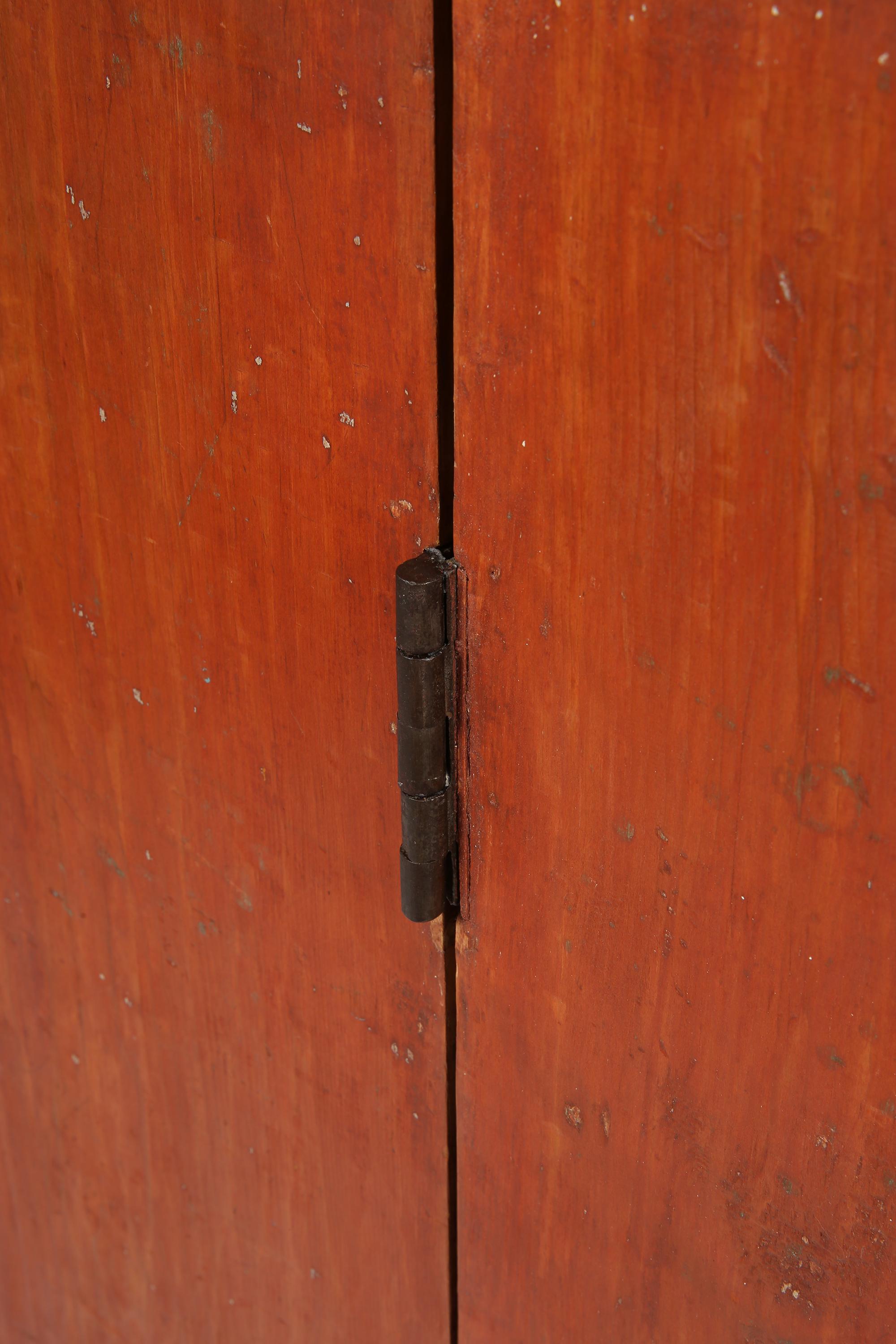 Early 19th Century Primitive American Red Wash Pine Shaker Cupboard For Sale 9