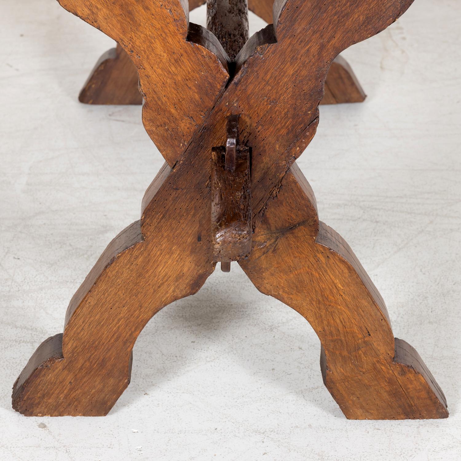 Early 19th Century Primitive Spanish Oak Side Table with X Base and Stretcher 8