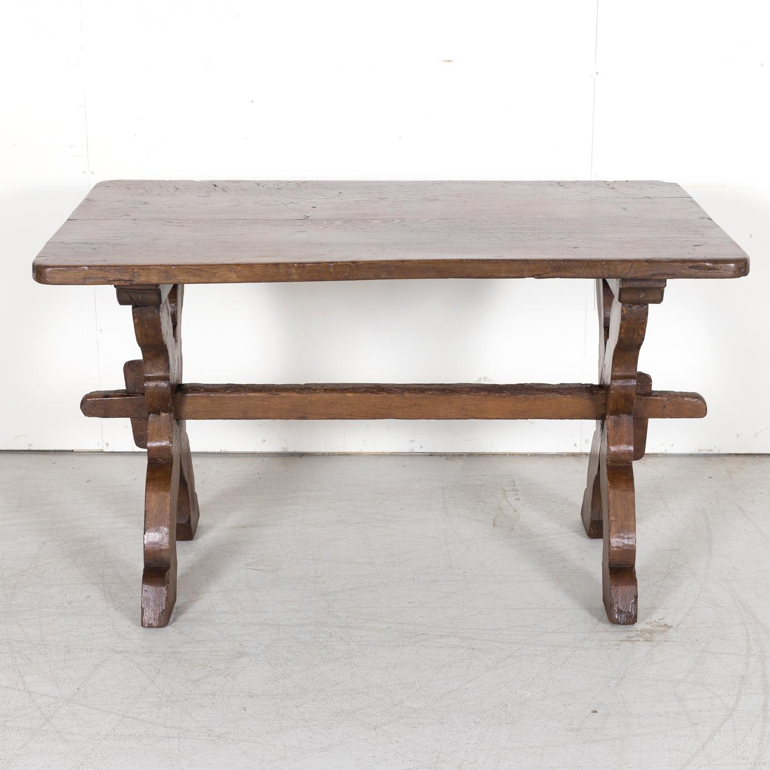 Early 19th Century Primitive Spanish Oak Side Table with X Base and Stretcher 9