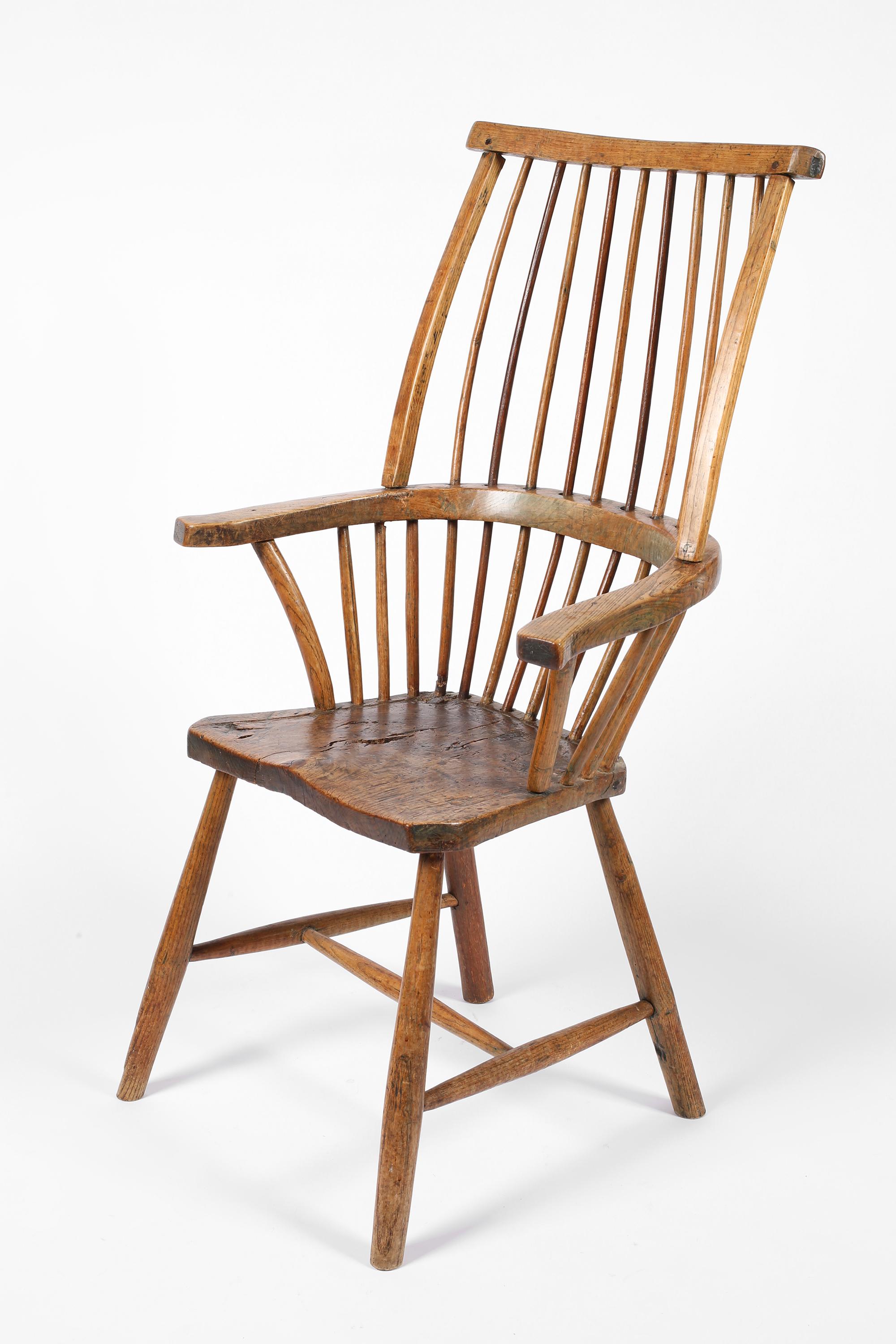 Silla Windsor con respaldo de varilla primitiva de principios del siglo XIX Olmo en venta