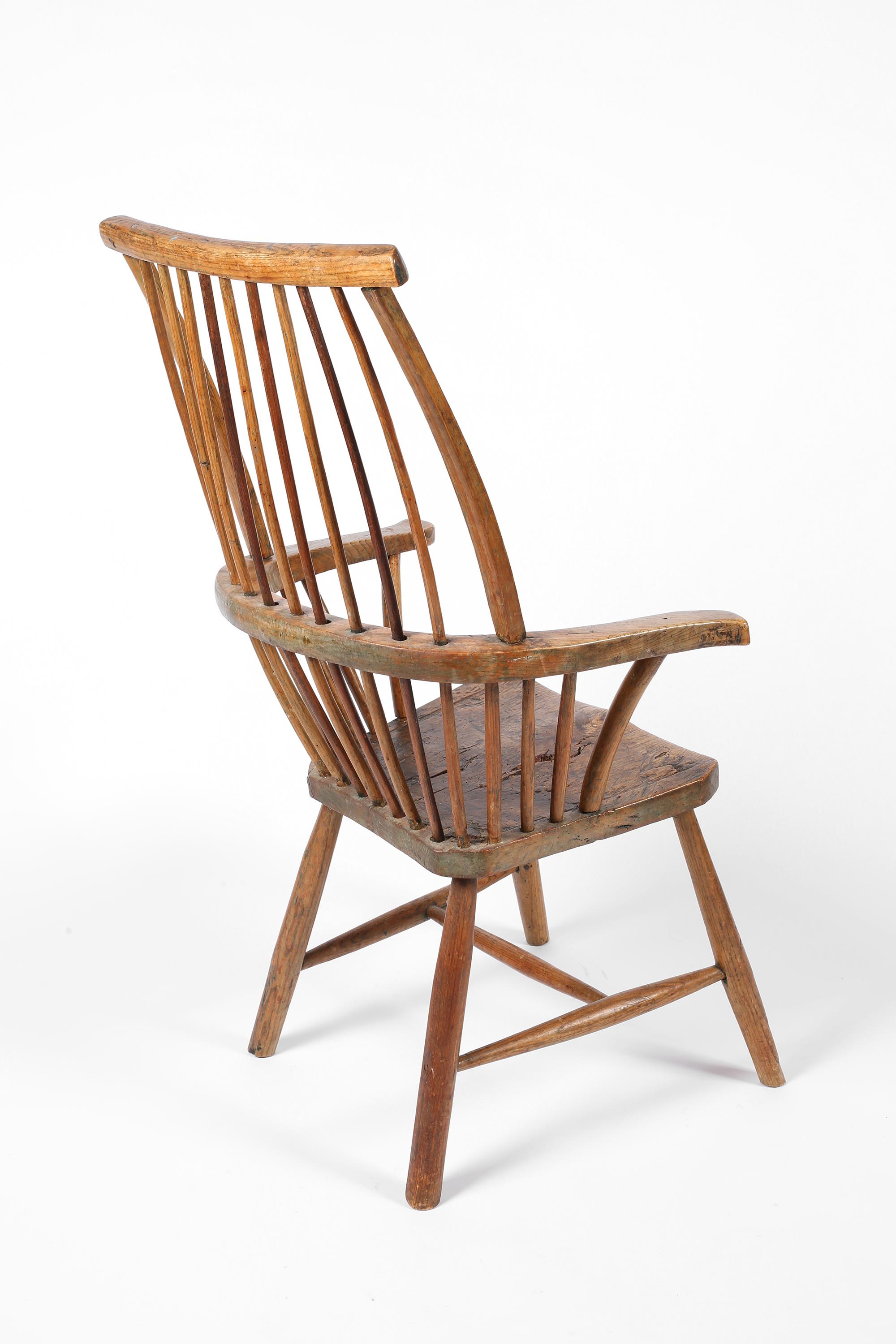 Silla Windsor con respaldo de varilla primitiva de principios del siglo XIX en venta 1