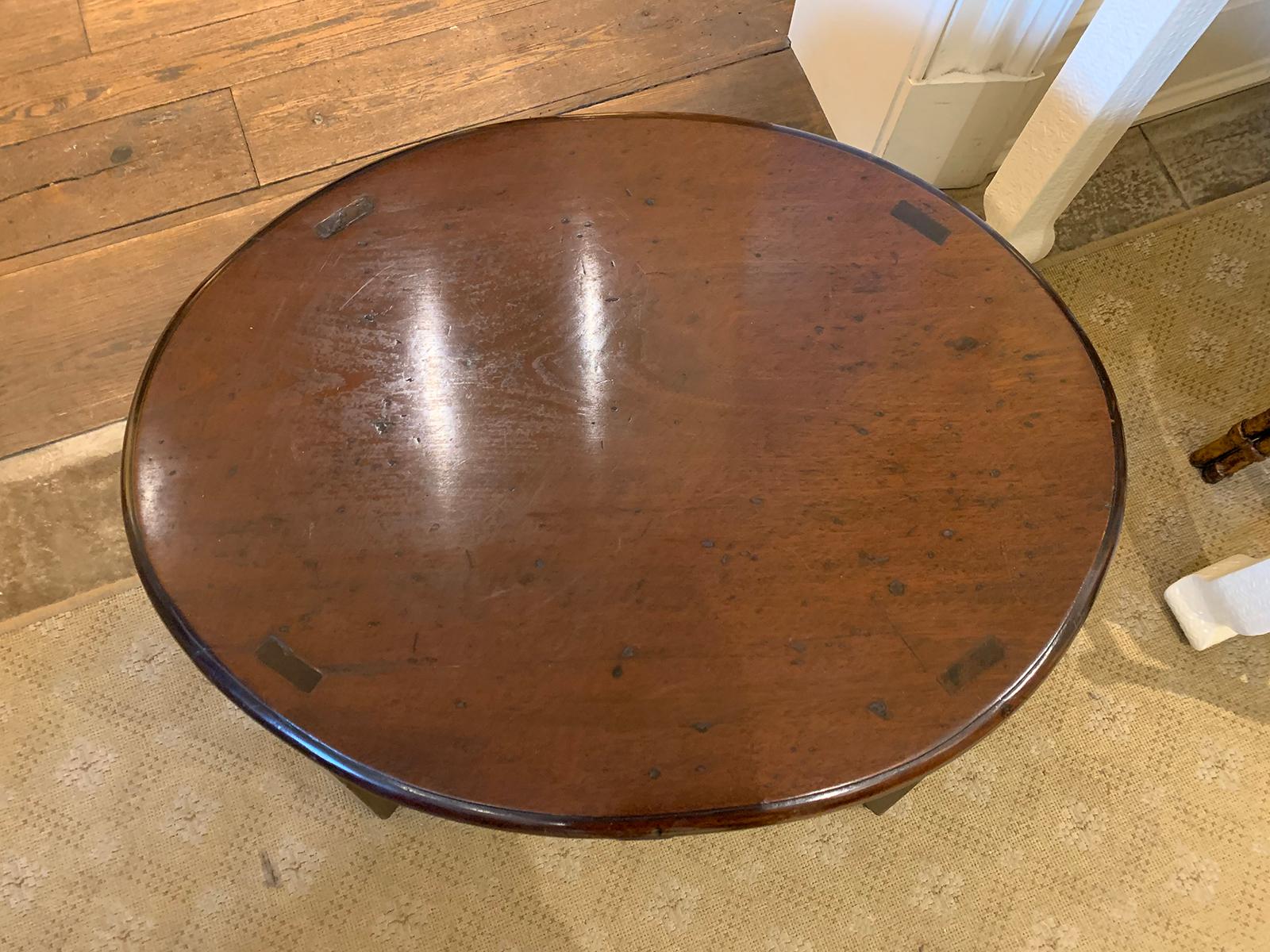 Early 19th Century Provincial English Oval Coffee Table For Sale 1