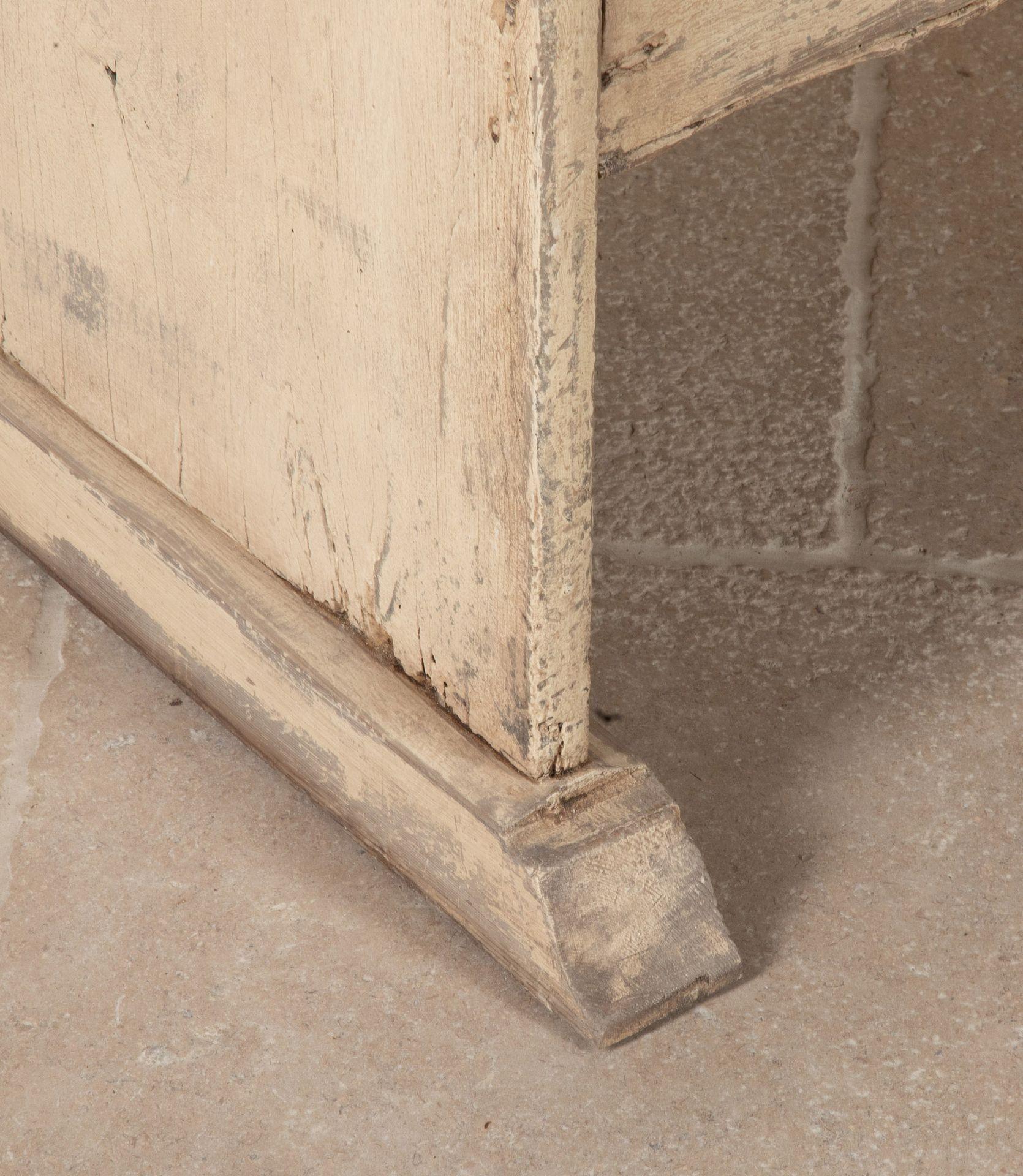 Asiento de madera de pino y olmo pintado a principios del siglo XIX Olmo en venta
