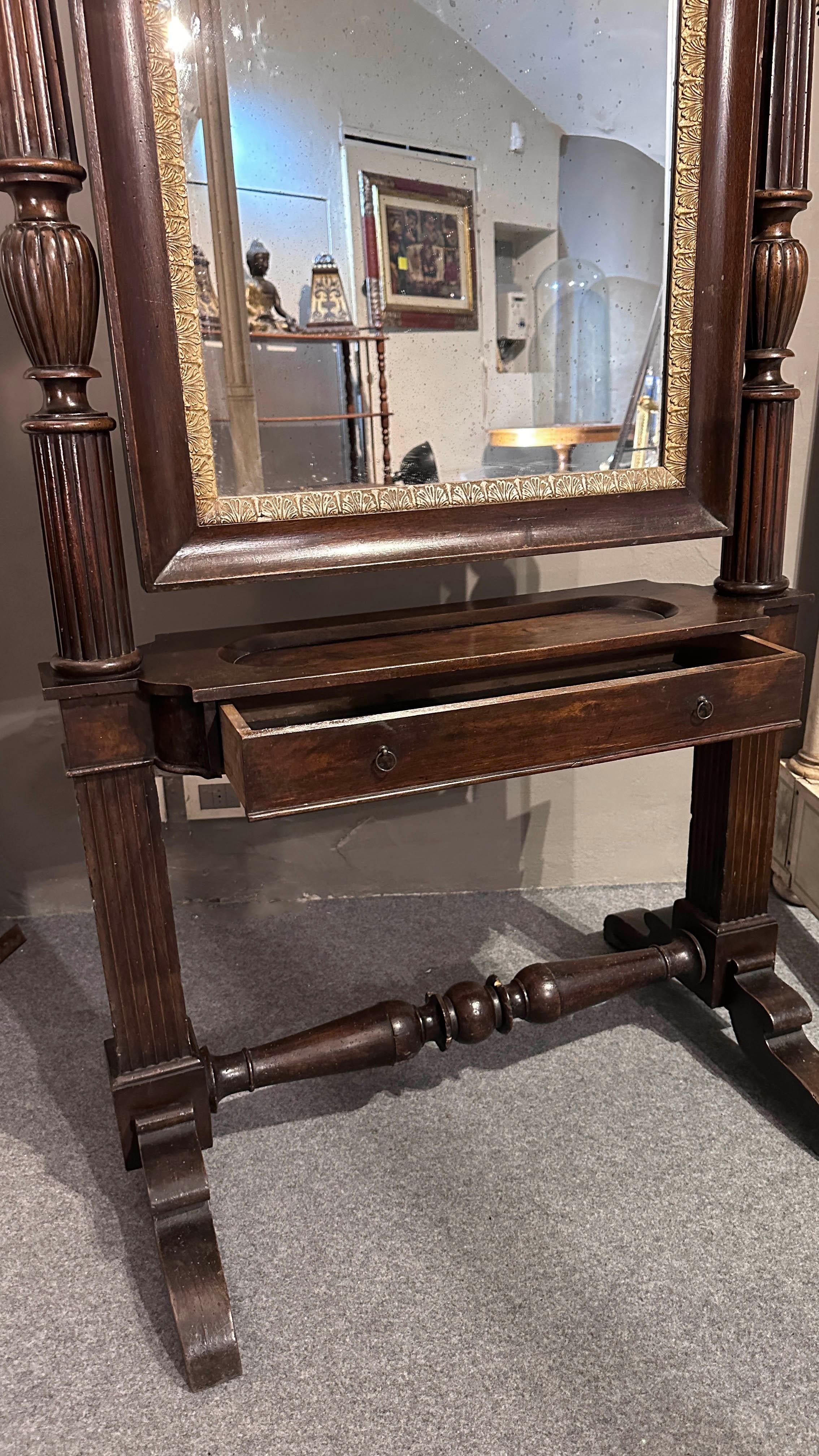 Hand-Carved EARLY 19th CENTURY PSYCHE FLOOR MIRROR IN WALNUT For Sale