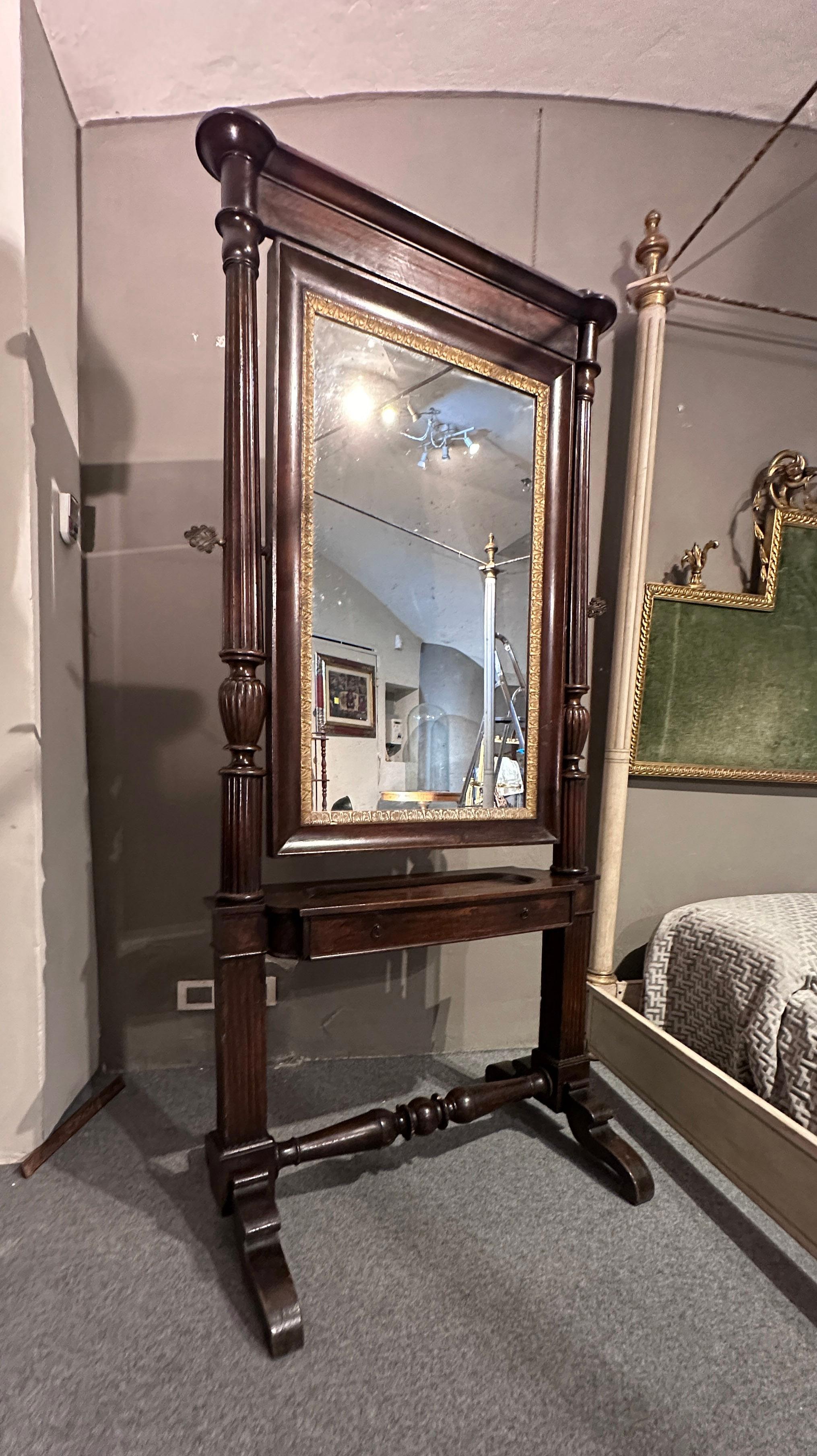 EARLY 19th CENTURY PSYCHE FLOOR MIRROR IN WALNUT For Sale 1