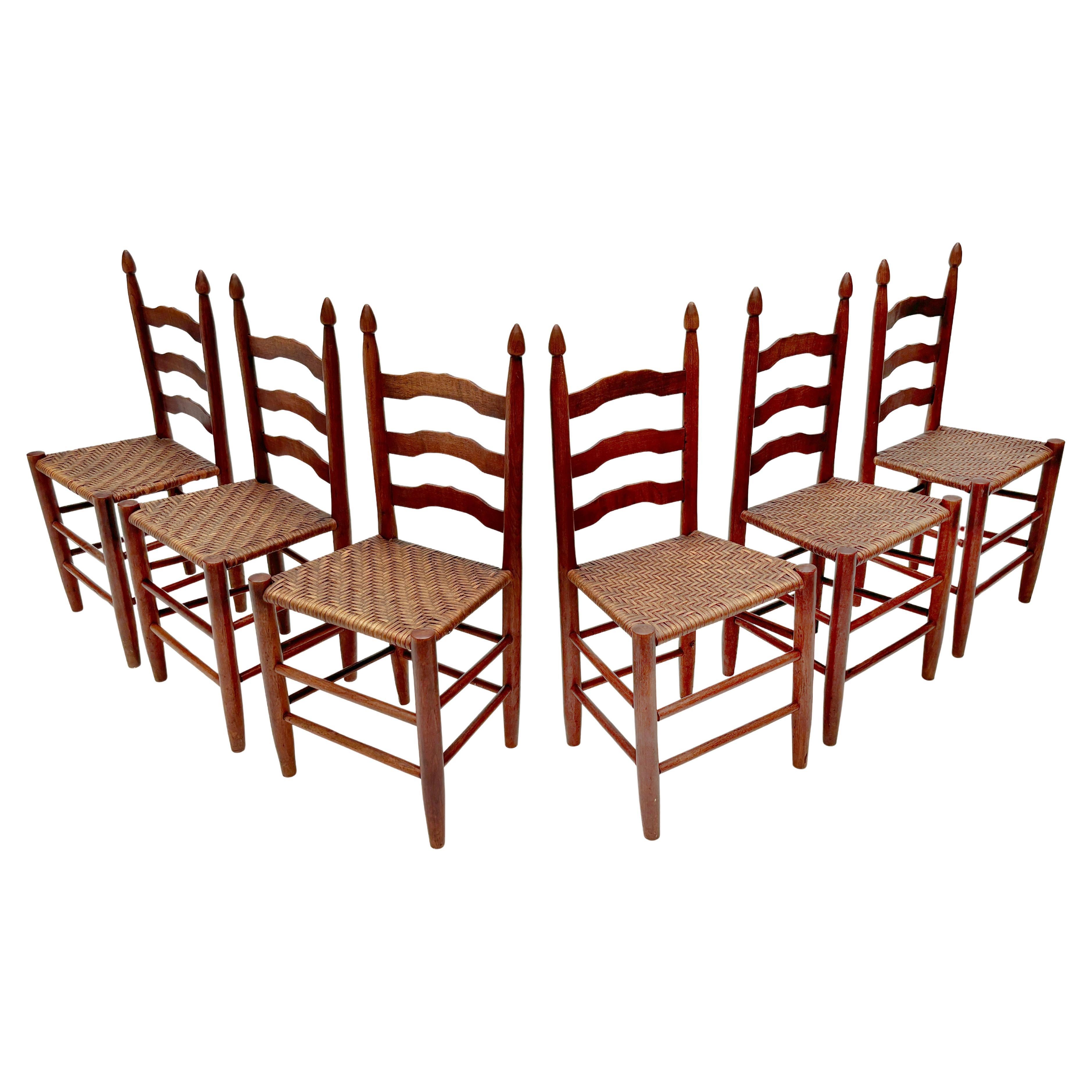 Début 19ème siècle Rare Chaises à dossier en échelle avec sièges à chevrons Ensemble de 6
