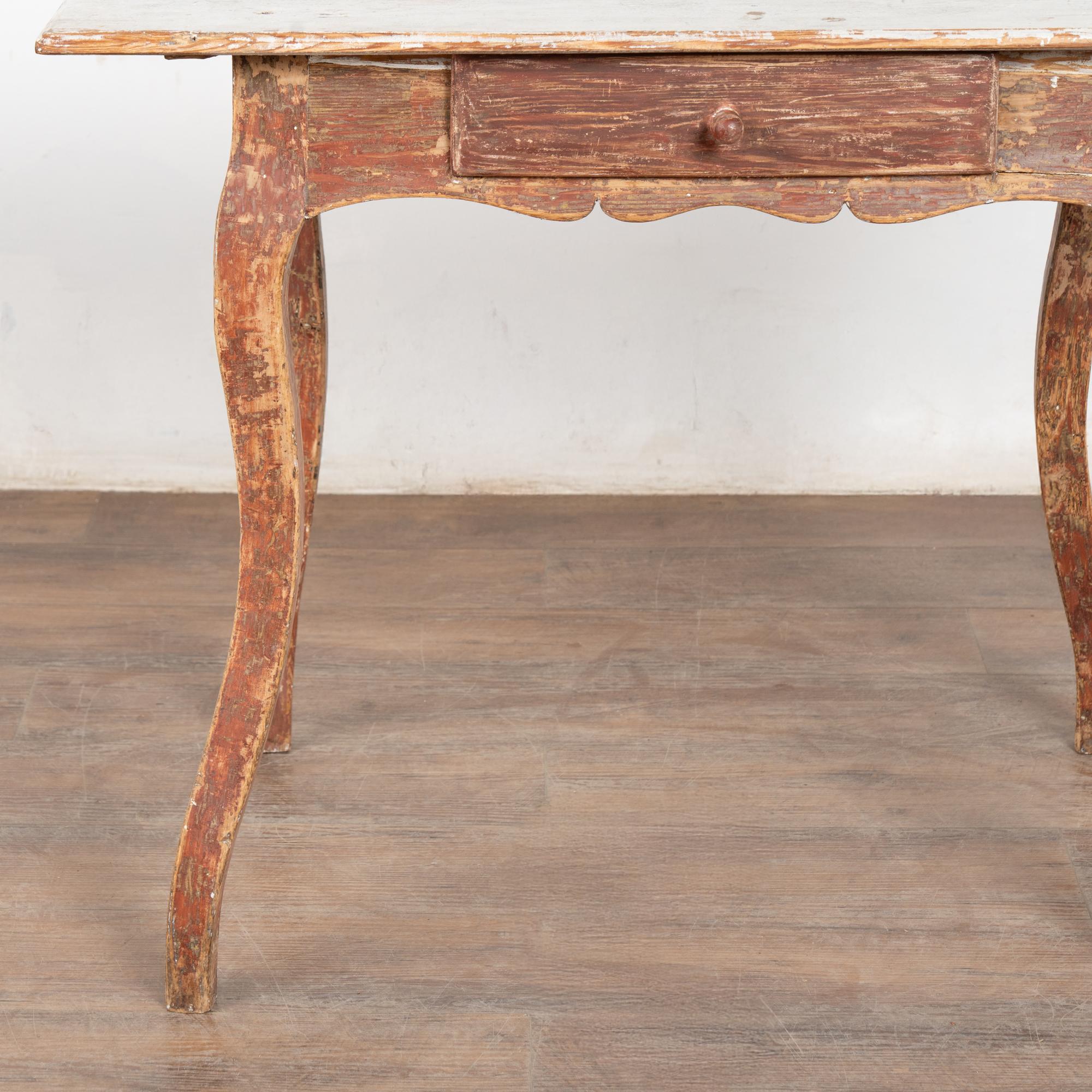 Early 19th Century Red Painted Swedish Side Table with Single Drawer For Sale 7