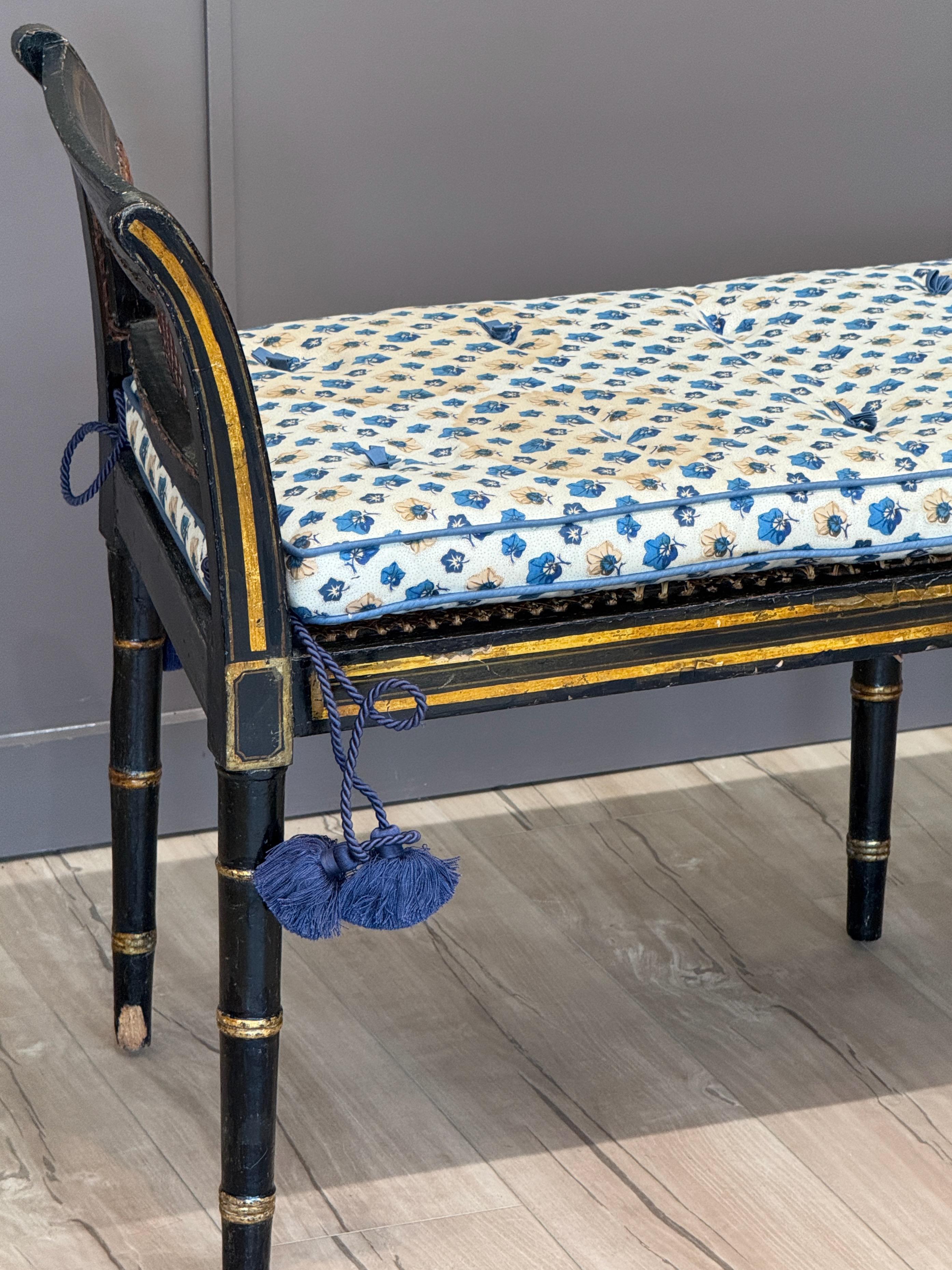 Upholstery Early 19th Century Regency Black and Gold Painted Window Bench For Sale