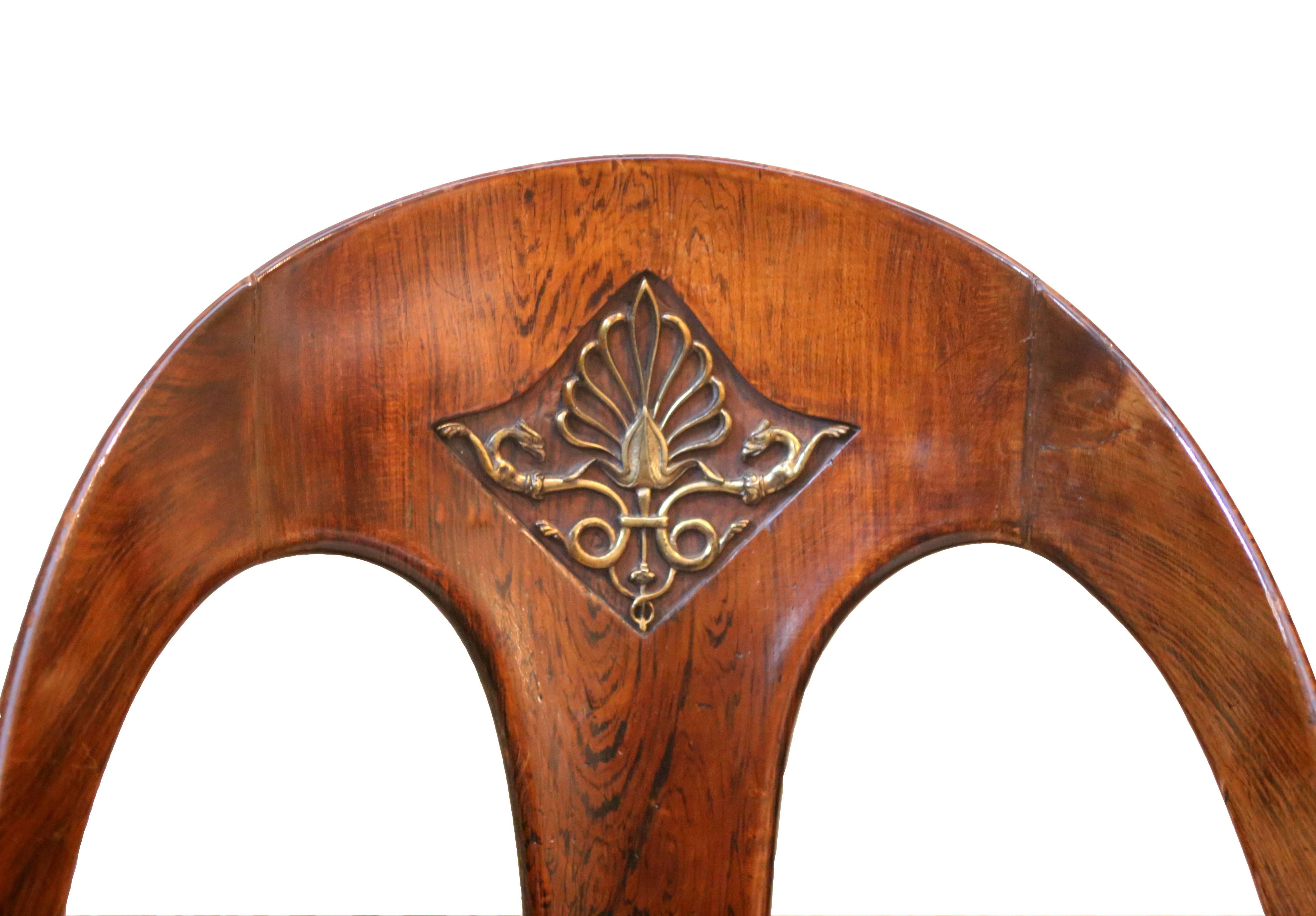 English Early 19th Century Regency Faux Rosewood Roman Spoon Chair