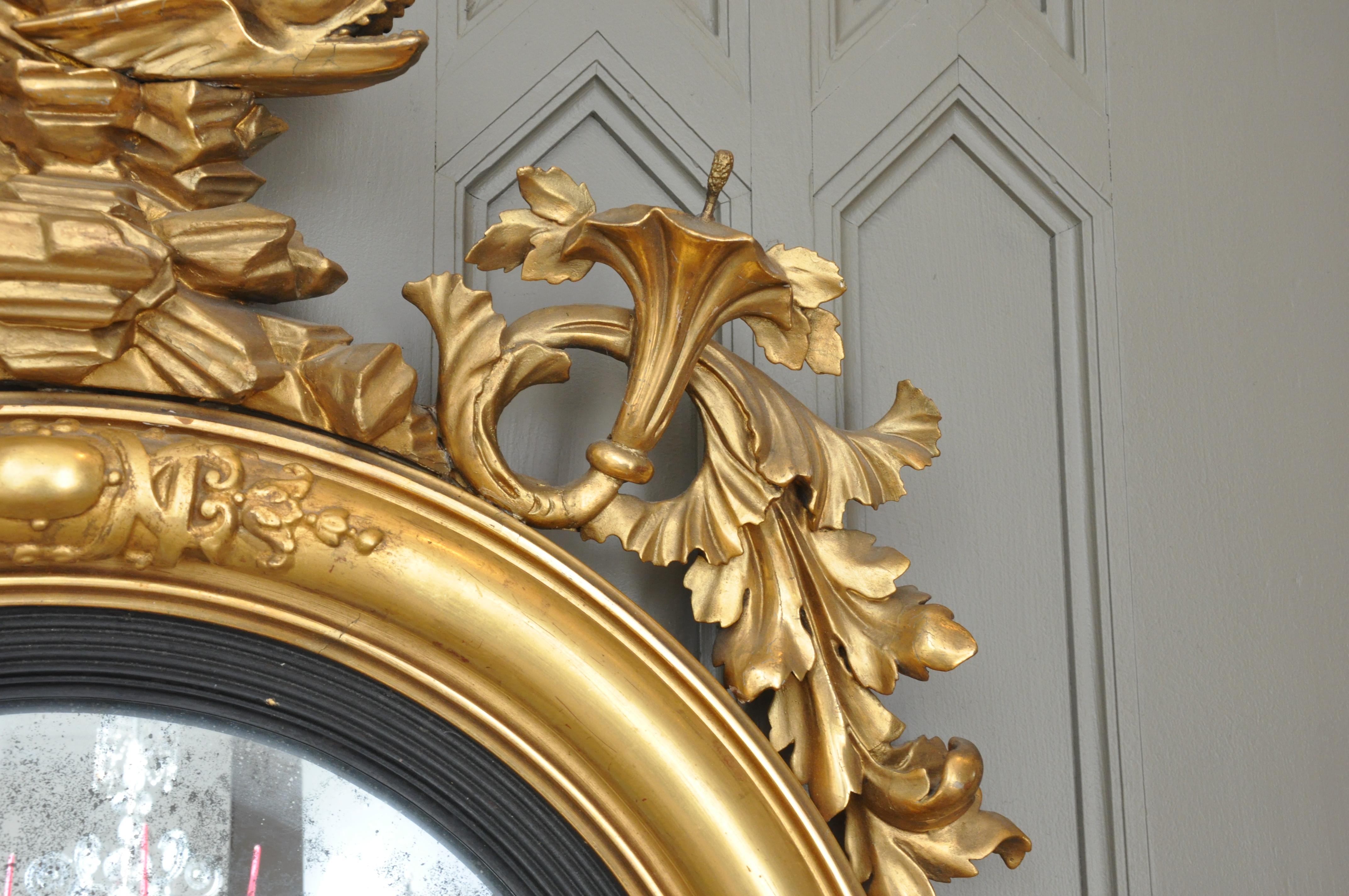 Early 19th Century Regency Giltwood Convex Dolphin Mirror In Good Condition In Essex, MA
